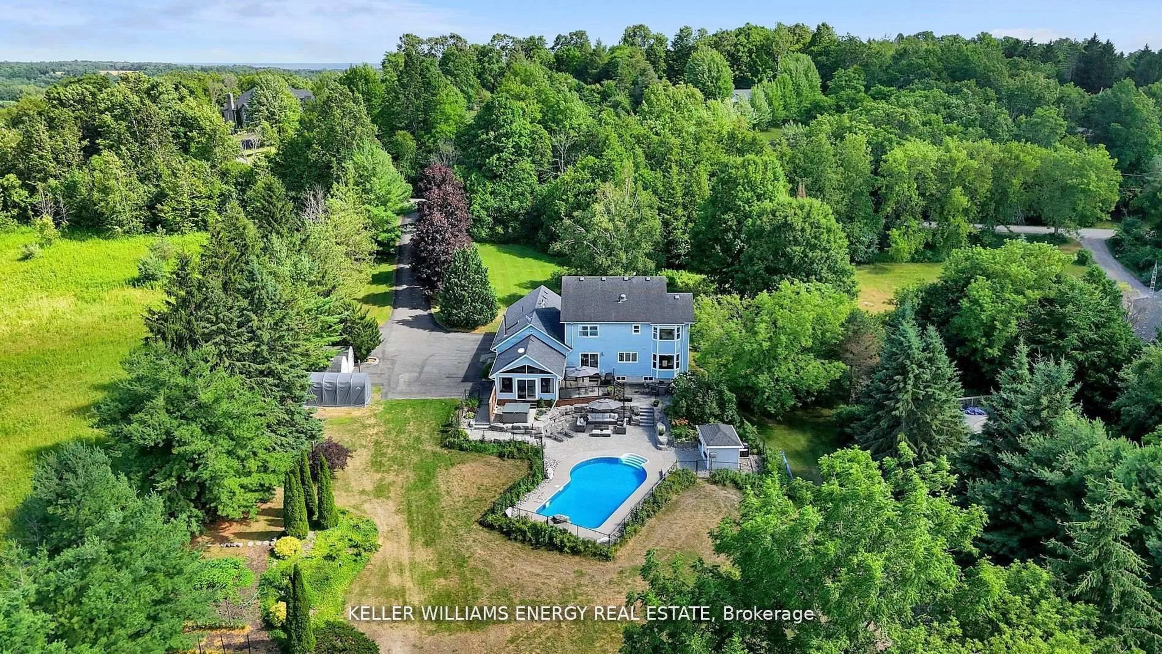 A pic from outside/outdoor area/front of a property/back of a property/a pic from drone, water/lake/river/ocean view for 8378 Majestic Hills Dr, Hamilton Township Ontario K9A 4J7