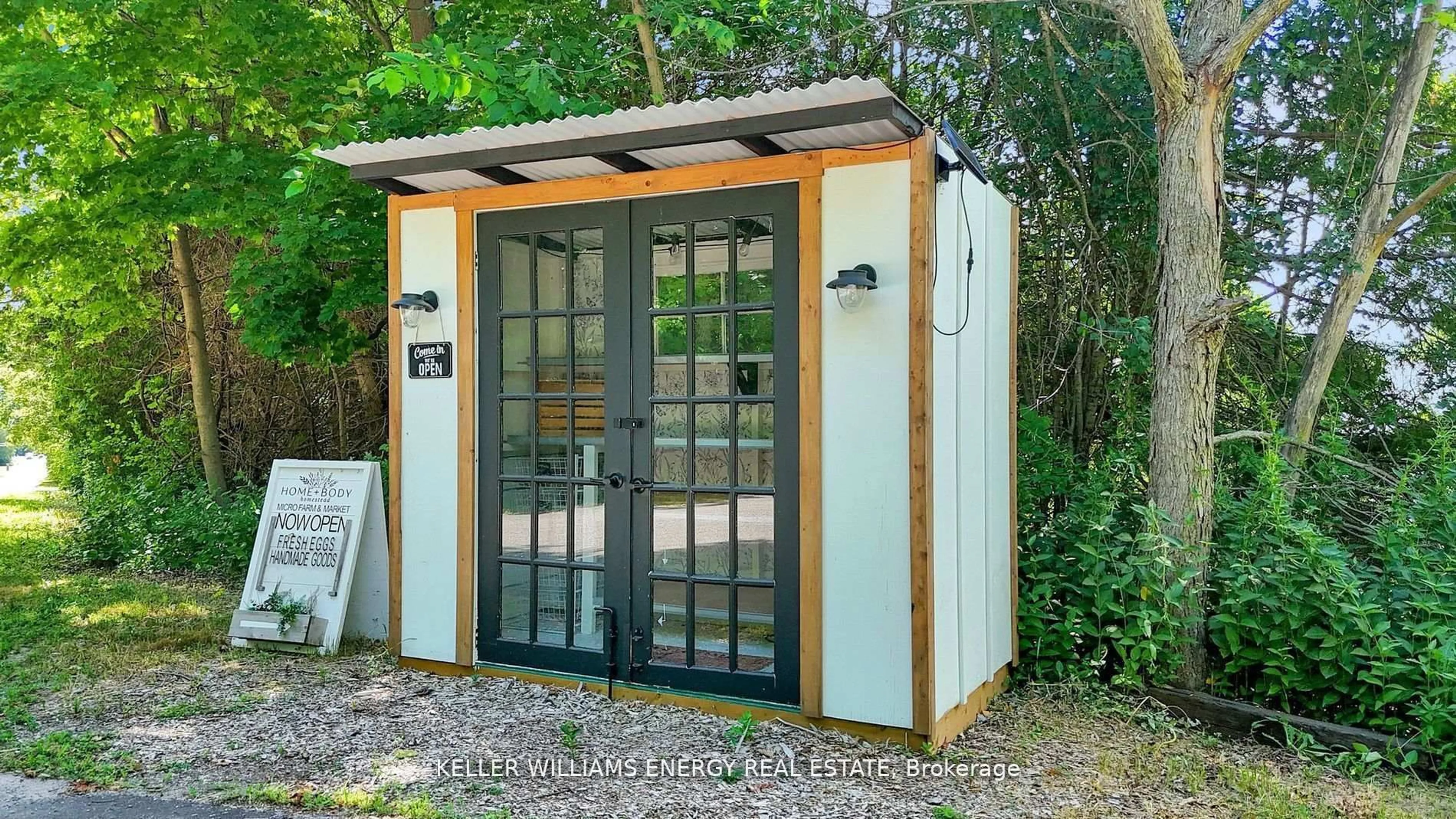 Shed for 8378 Majestic Hills Dr, Hamilton Township Ontario K9A 4J7