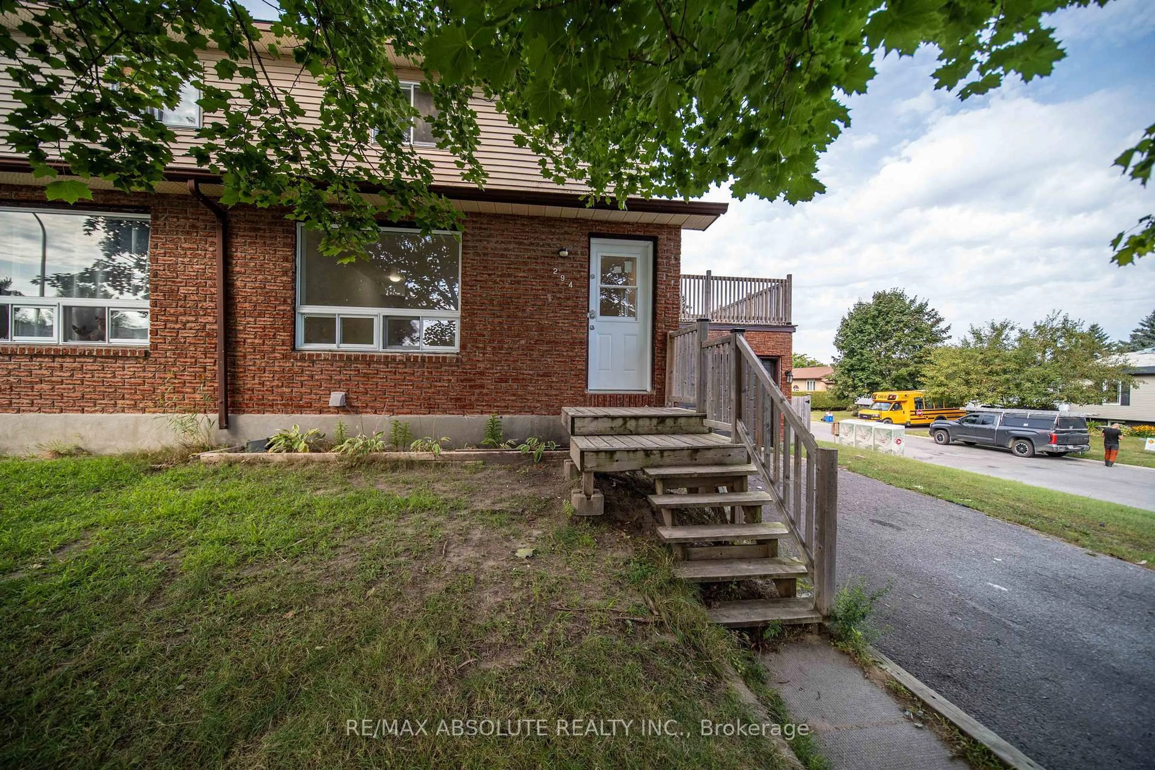 Unknown for 294 Therese Ave, Clarence-Rockland Ontario K4K 1G9