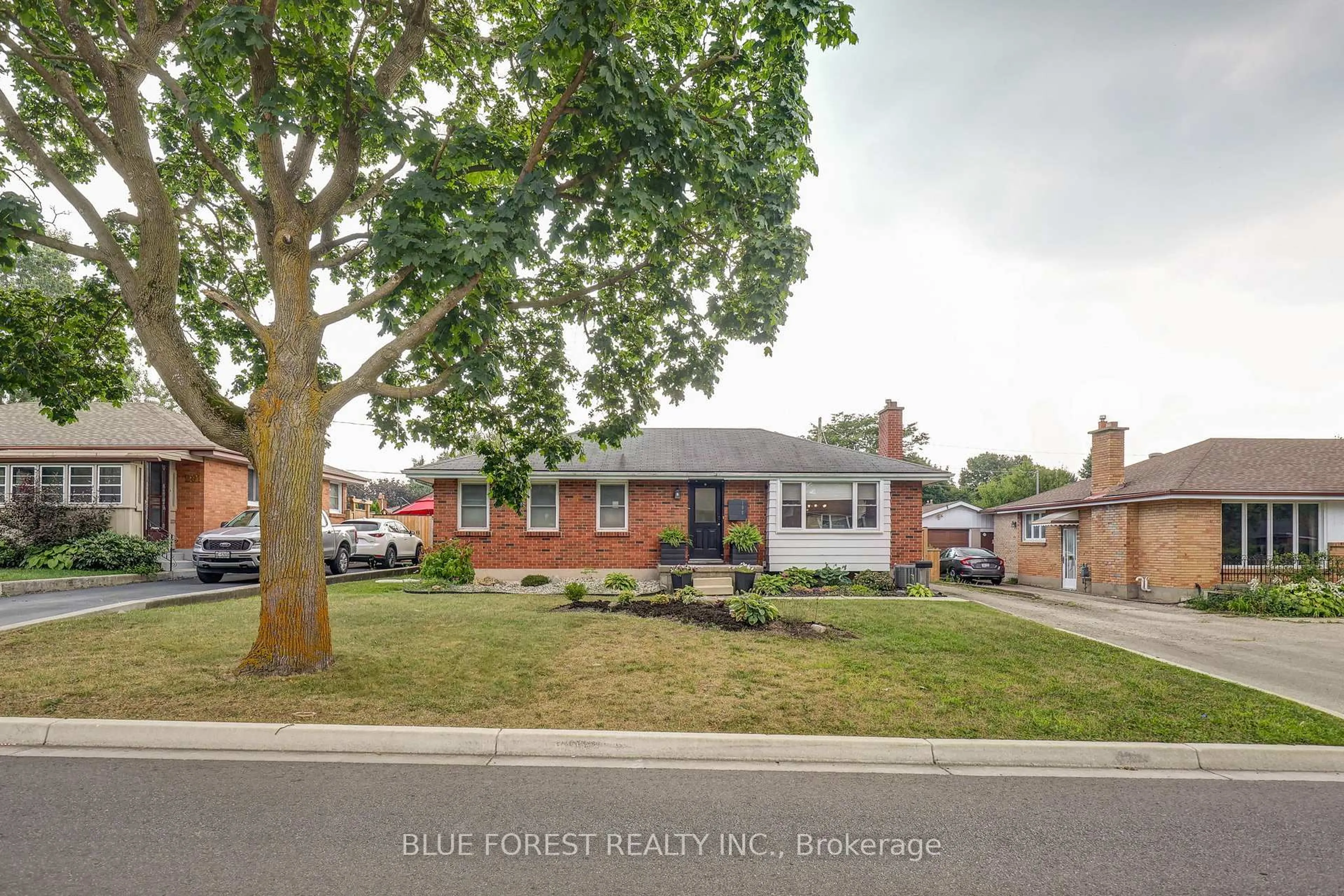 Home with brick exterior material, street for 199 BURLINGTON St, London South Ontario N5Z 3V9