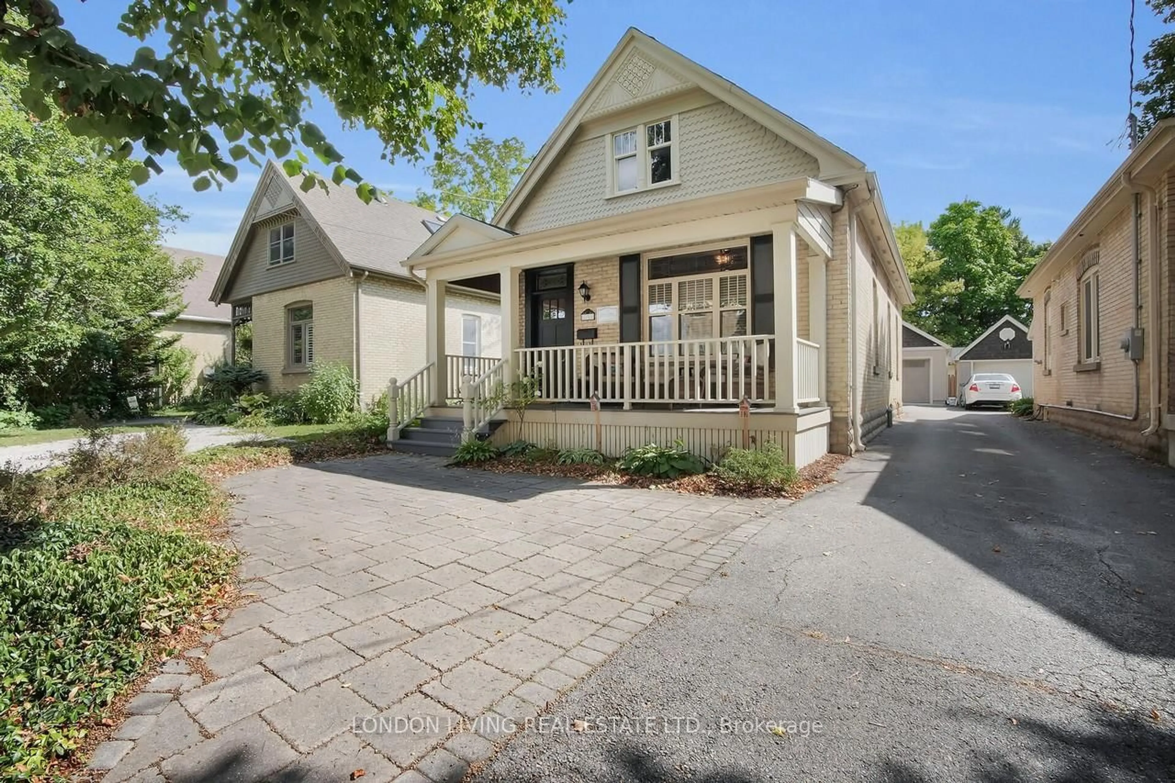 Unknown for 135 Duchess Ave, London South Ontario N6C 1N8