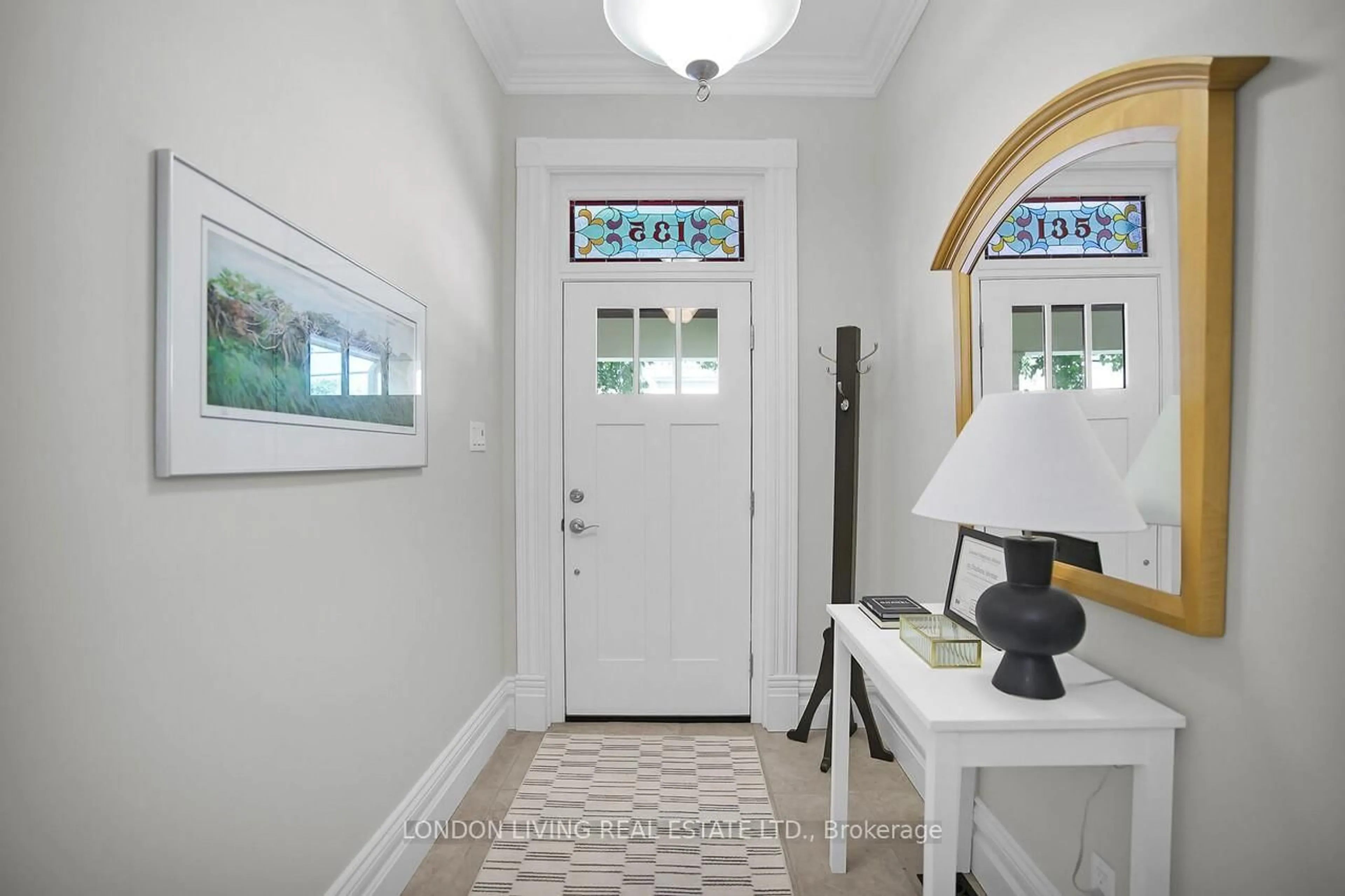 Indoor entryway for 135 Duchess Ave, London South Ontario N6C 1N8