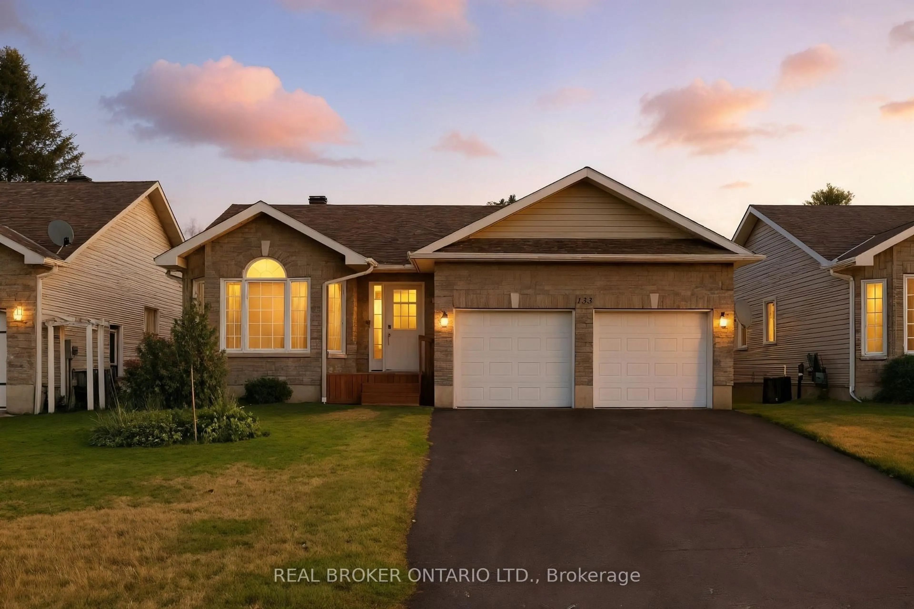Home with vinyl exterior material, street for 133 Raina Way, North Grenville Ontario K0G 1J0