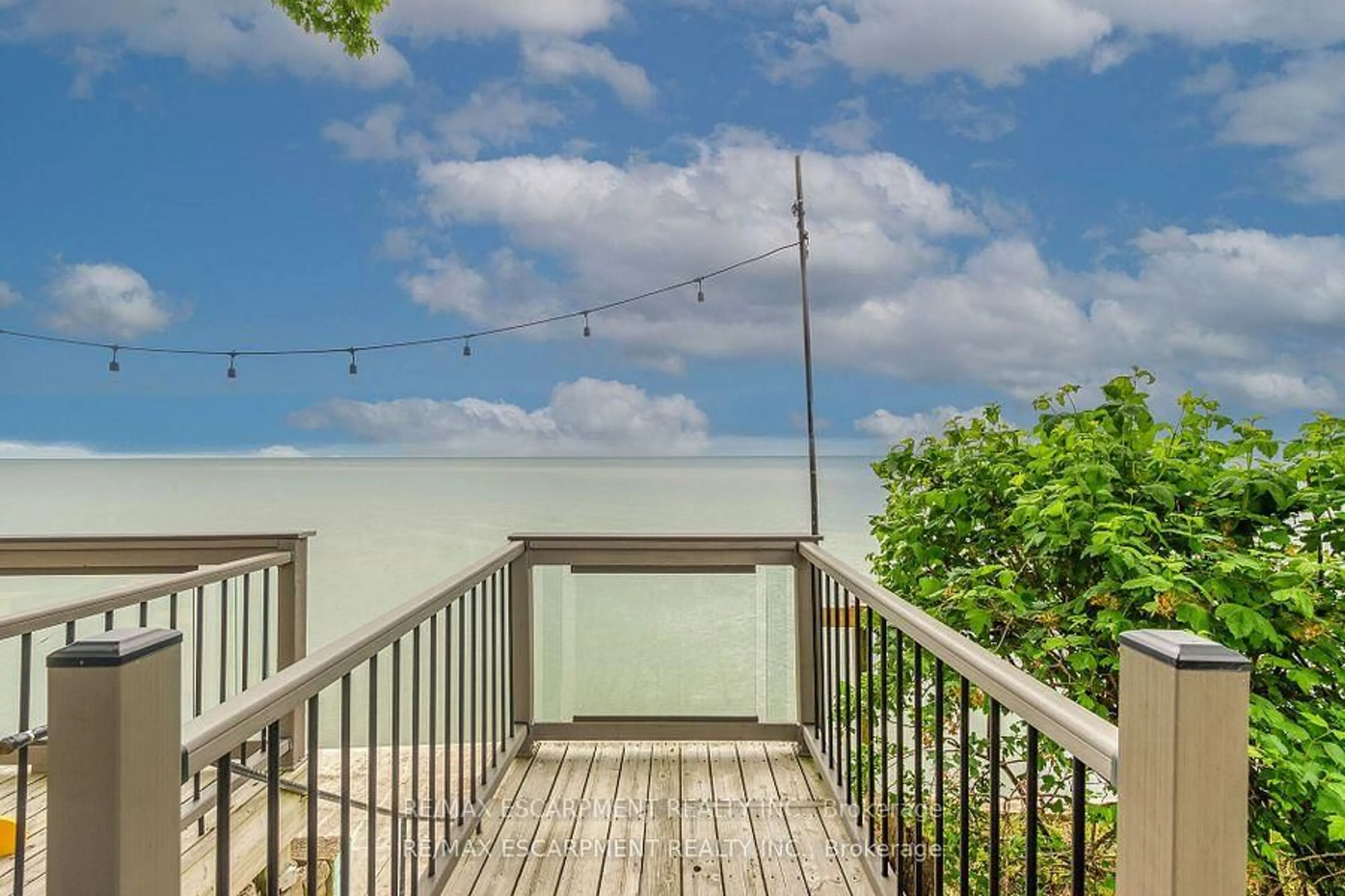 Patio, water/lake/river/ocean view for 2090 Lakeshore Rd, Haldimand Ontario N1A 2W8