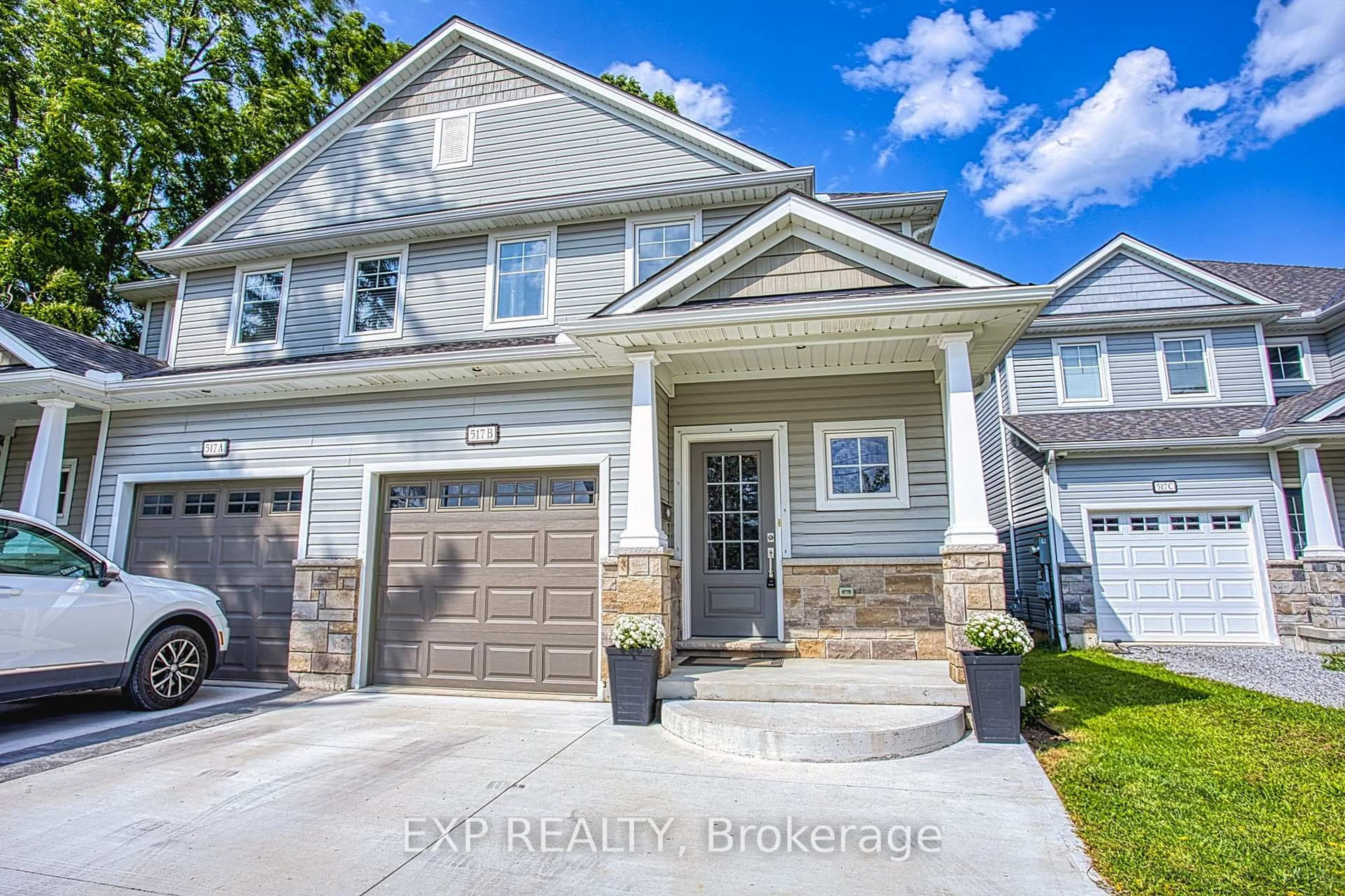 Home with brick exterior material, street for 517B Scott St, St. Catharines Ontario L2M 3X3