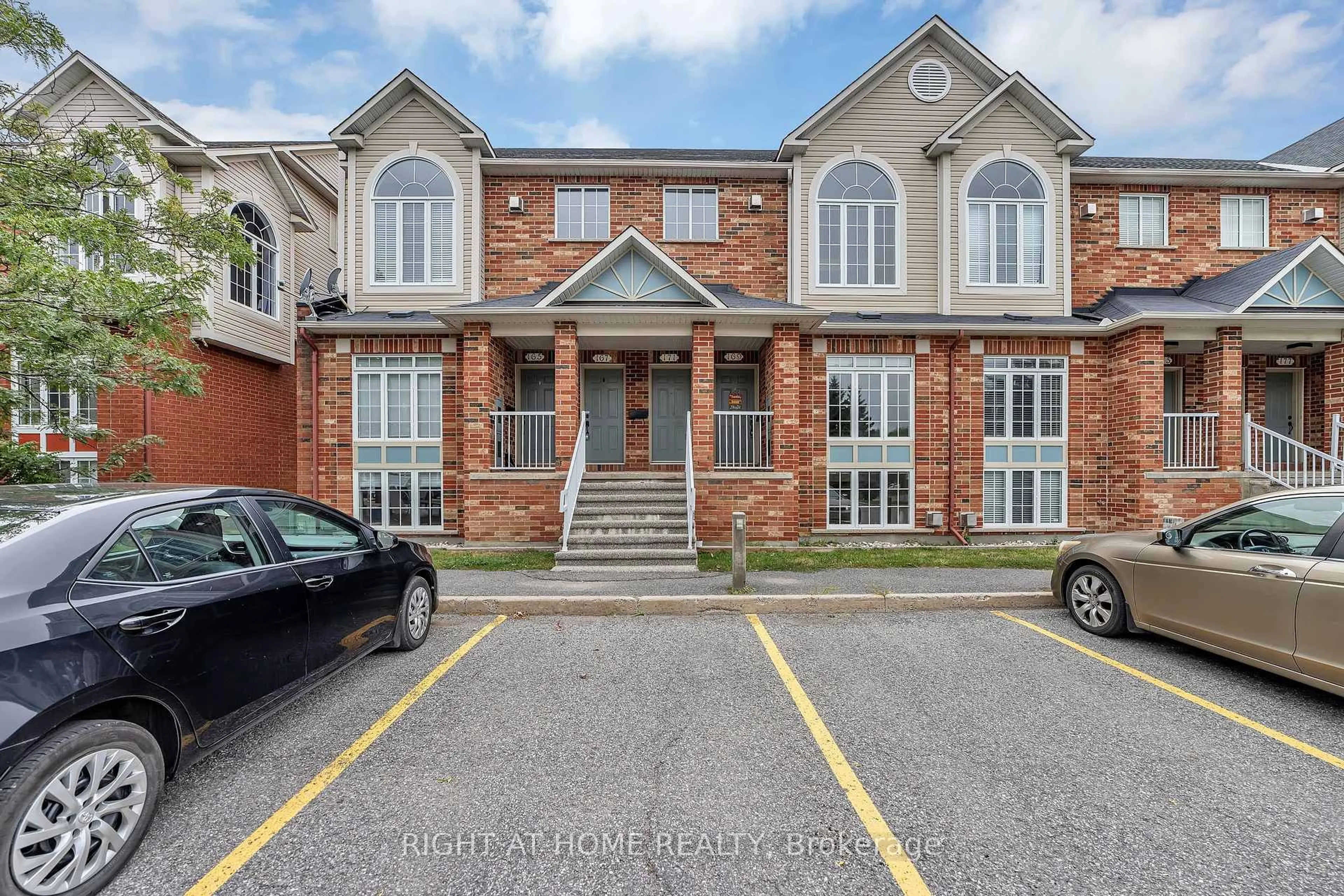 Home with brick exterior material, street for 70 Edenvale Dr #171, Ottawa Ontario K2K 3N6