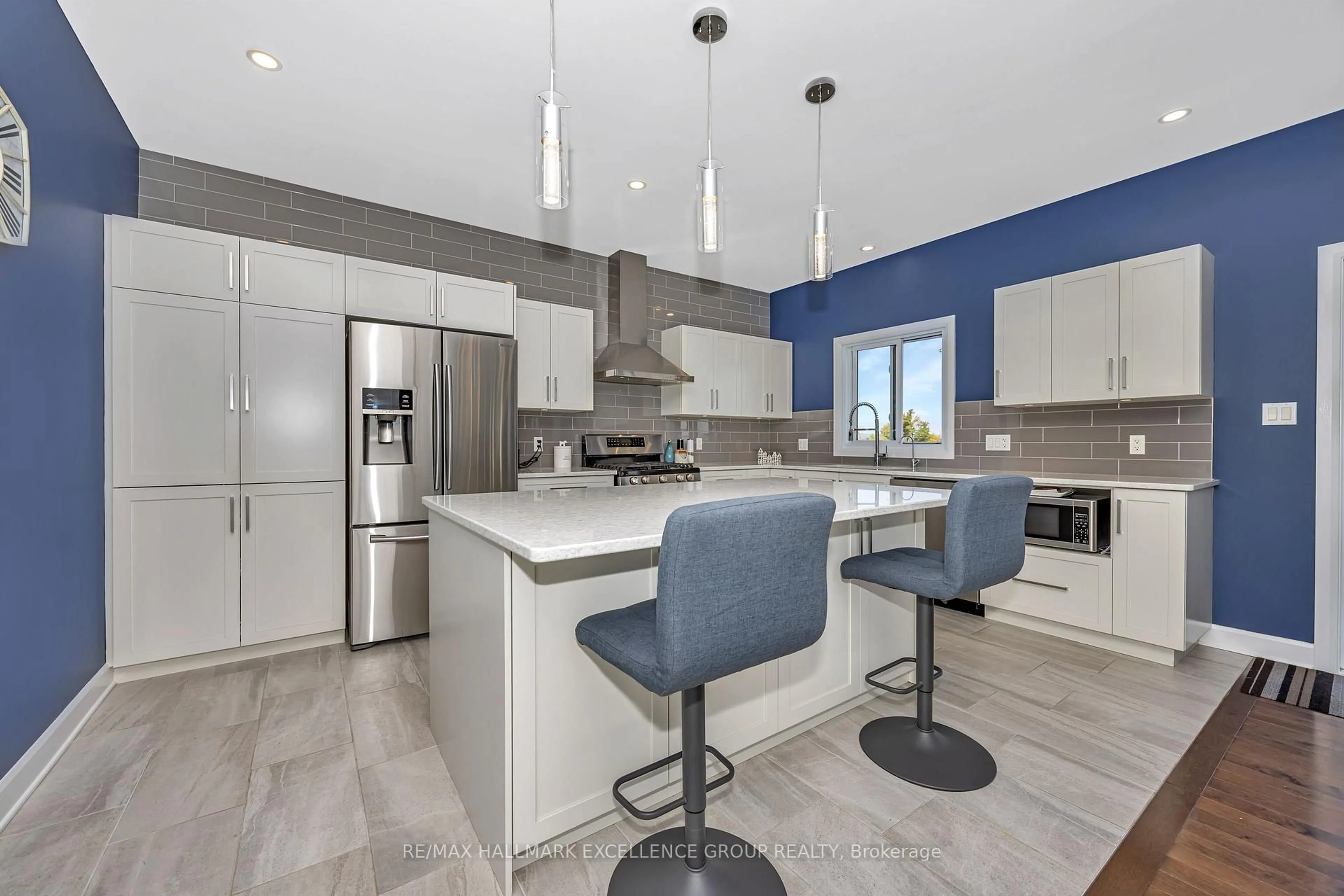 Open concept kitchen, ceramic/tile floor for 2309 PRINCIPALE St, Alfred and Plantagenet Ontario K0A 3K0