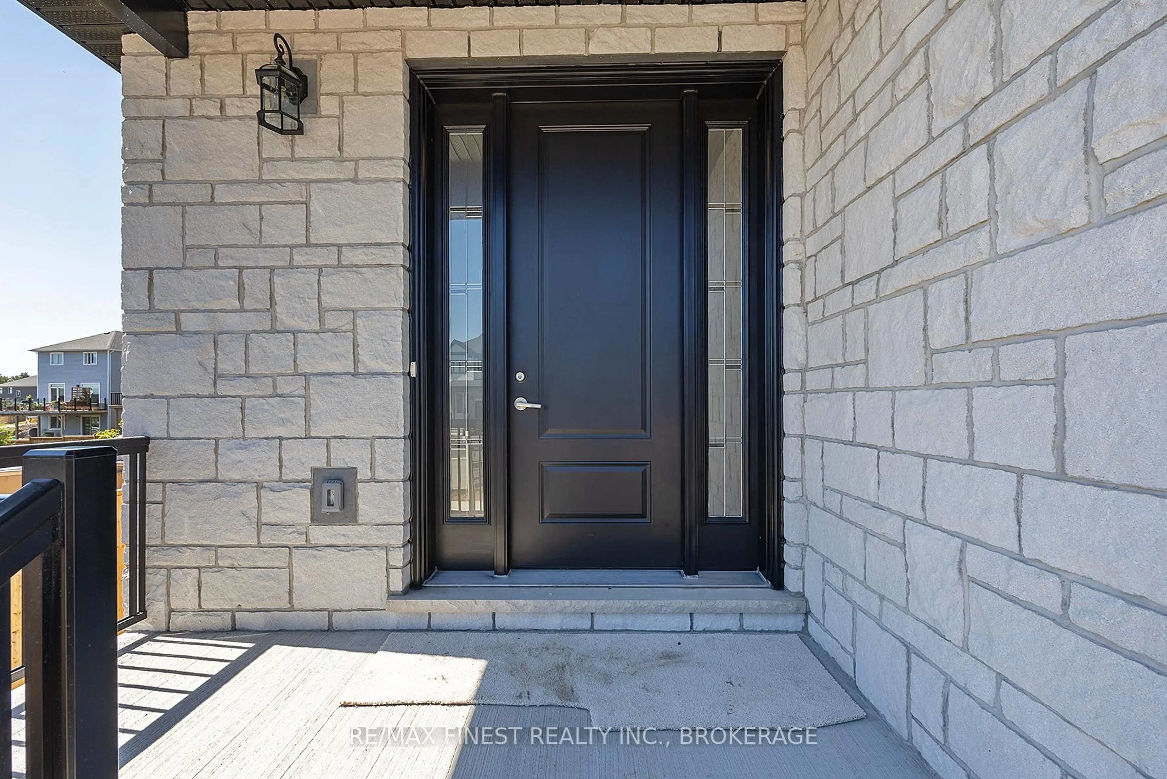 Indoor entryway for 1315 Turnbull Way, Kingston Ontario K7P 0T3