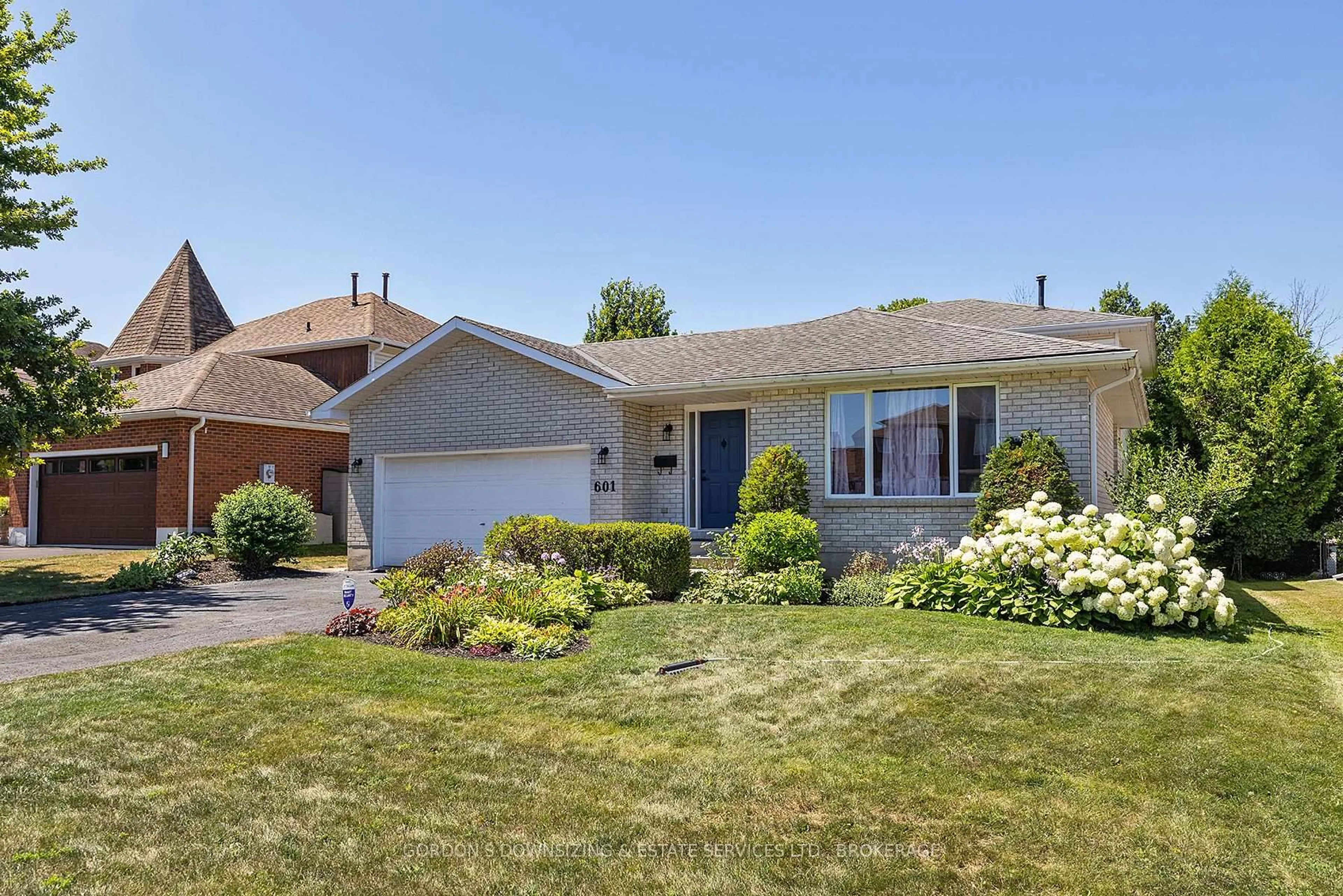 Home with vinyl exterior material, street for 601 Fernmoor Dr, Kingston Ontario K7M 8K5