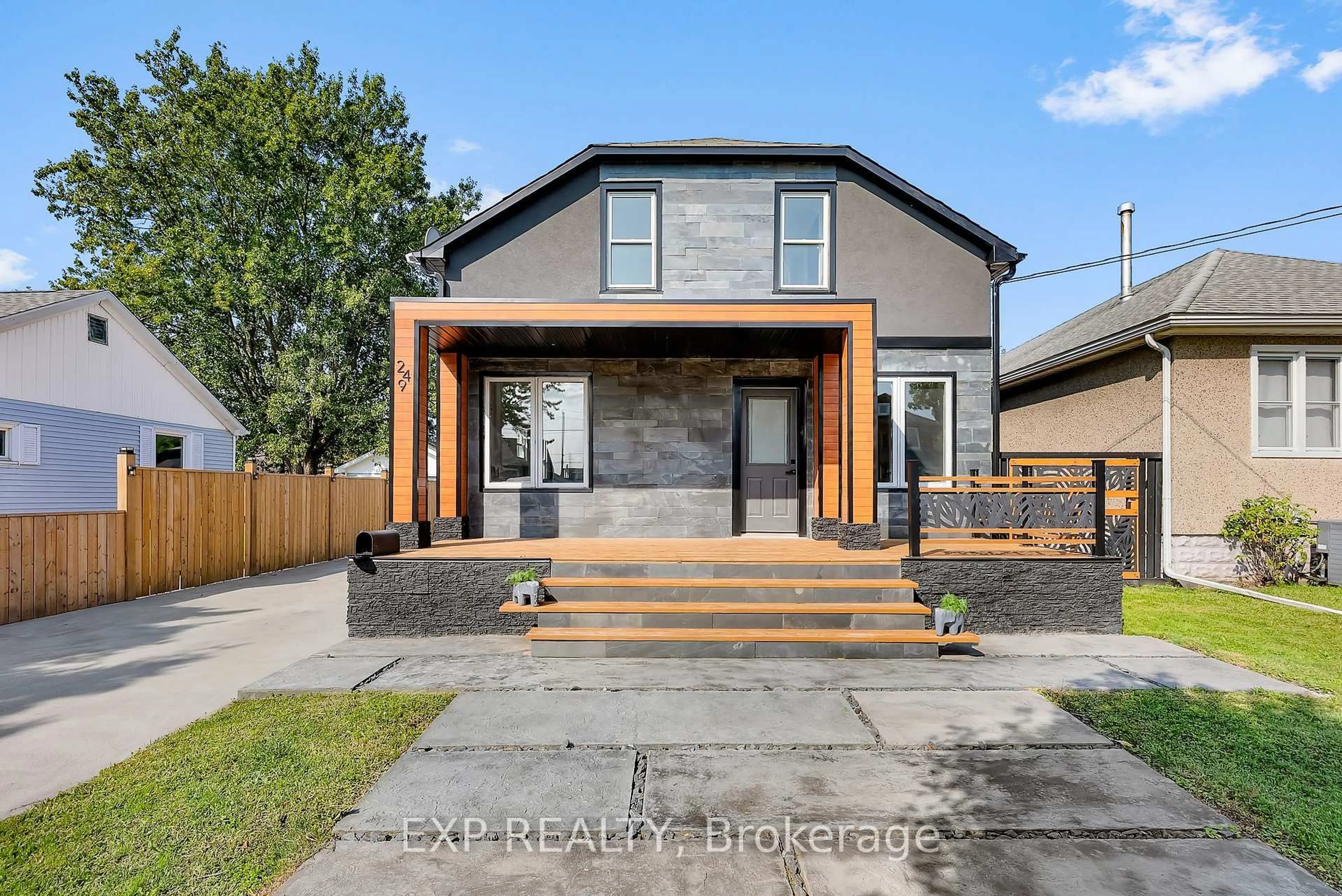 Home with brick exterior material, street for 249 Wallace Ave, Welland Ontario L3B 1R7