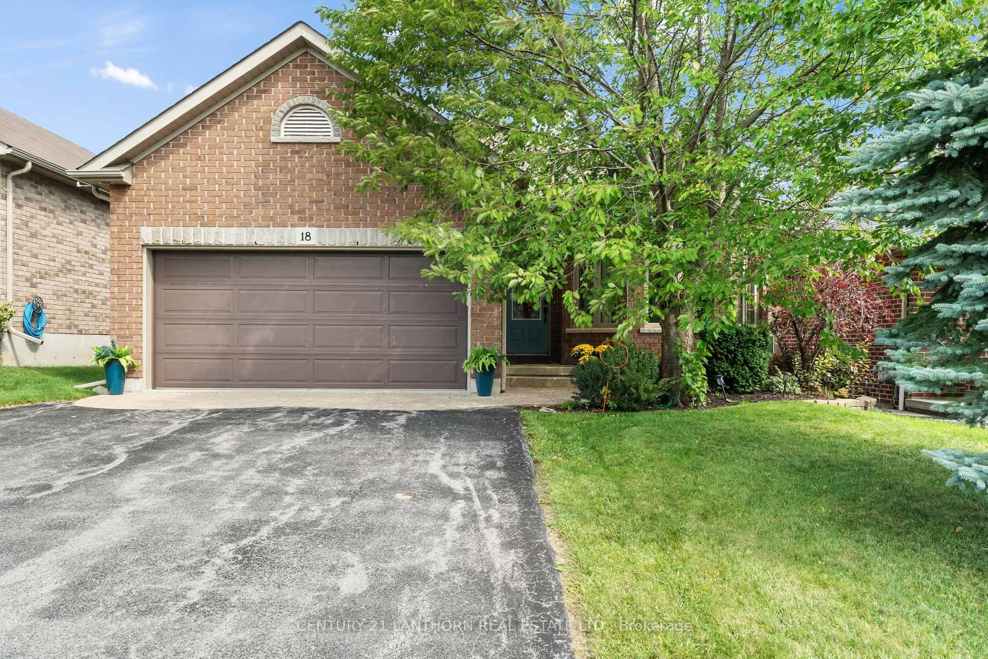 Home with brick exterior material, street for 18 McDougall Dr, Belleville Ontario K8N 4Z5