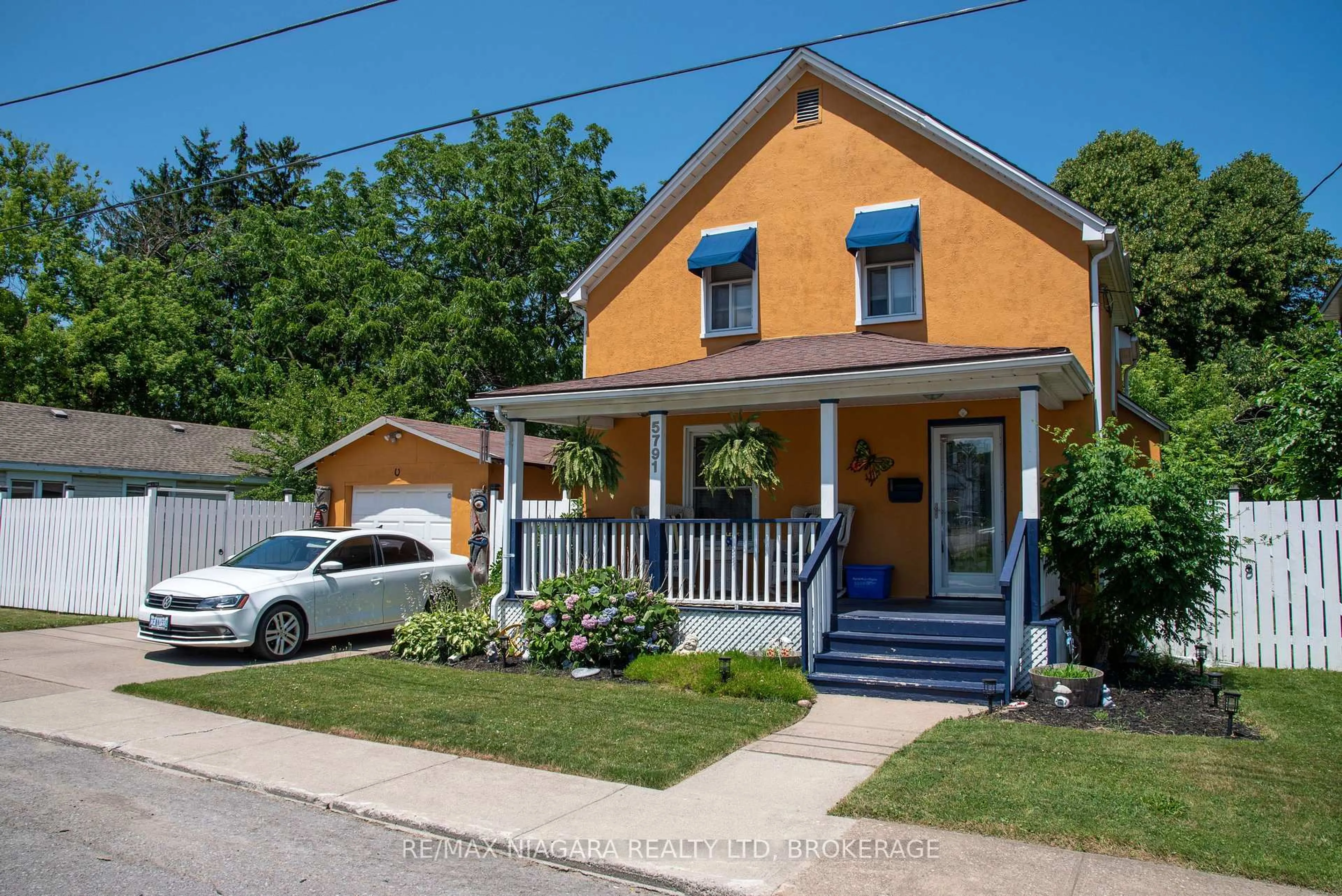 Home with brick exterior material, street for 5791 Emery St, Niagara Falls Ontario L2G 1L8