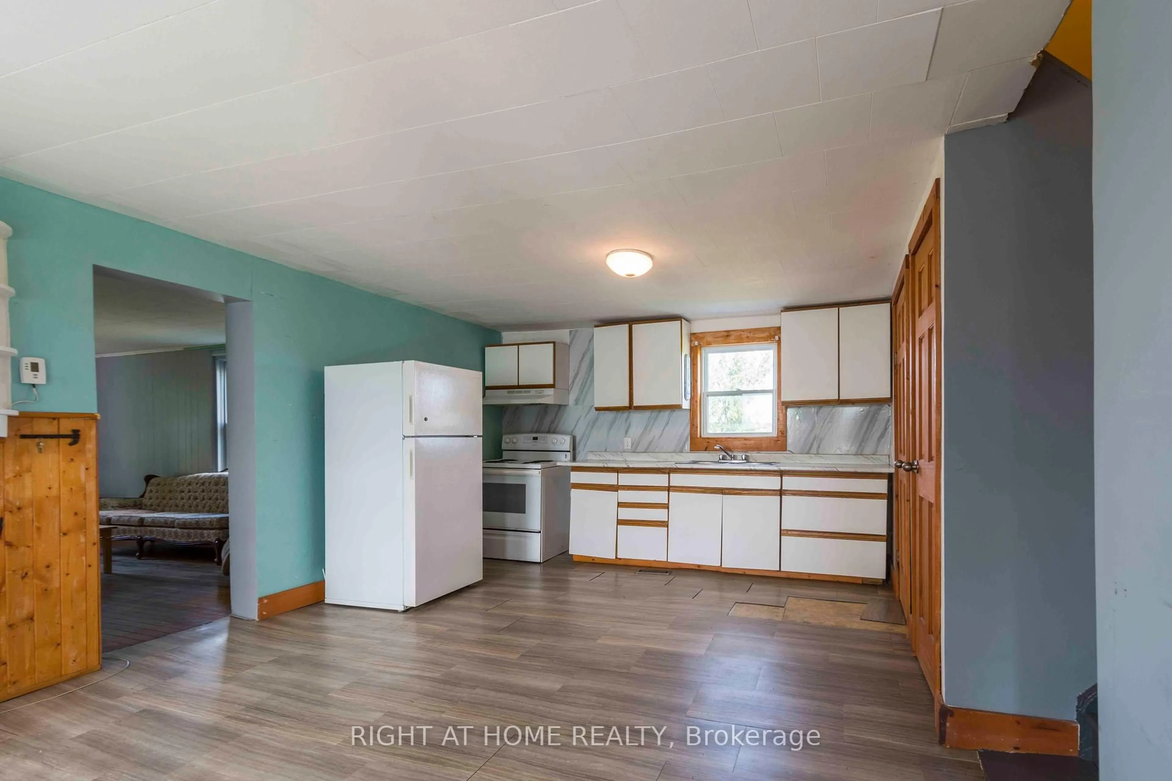 Open concept kitchen, unknown for 7 Pitts Landing Rd, Madoc Ontario K0K 2K0