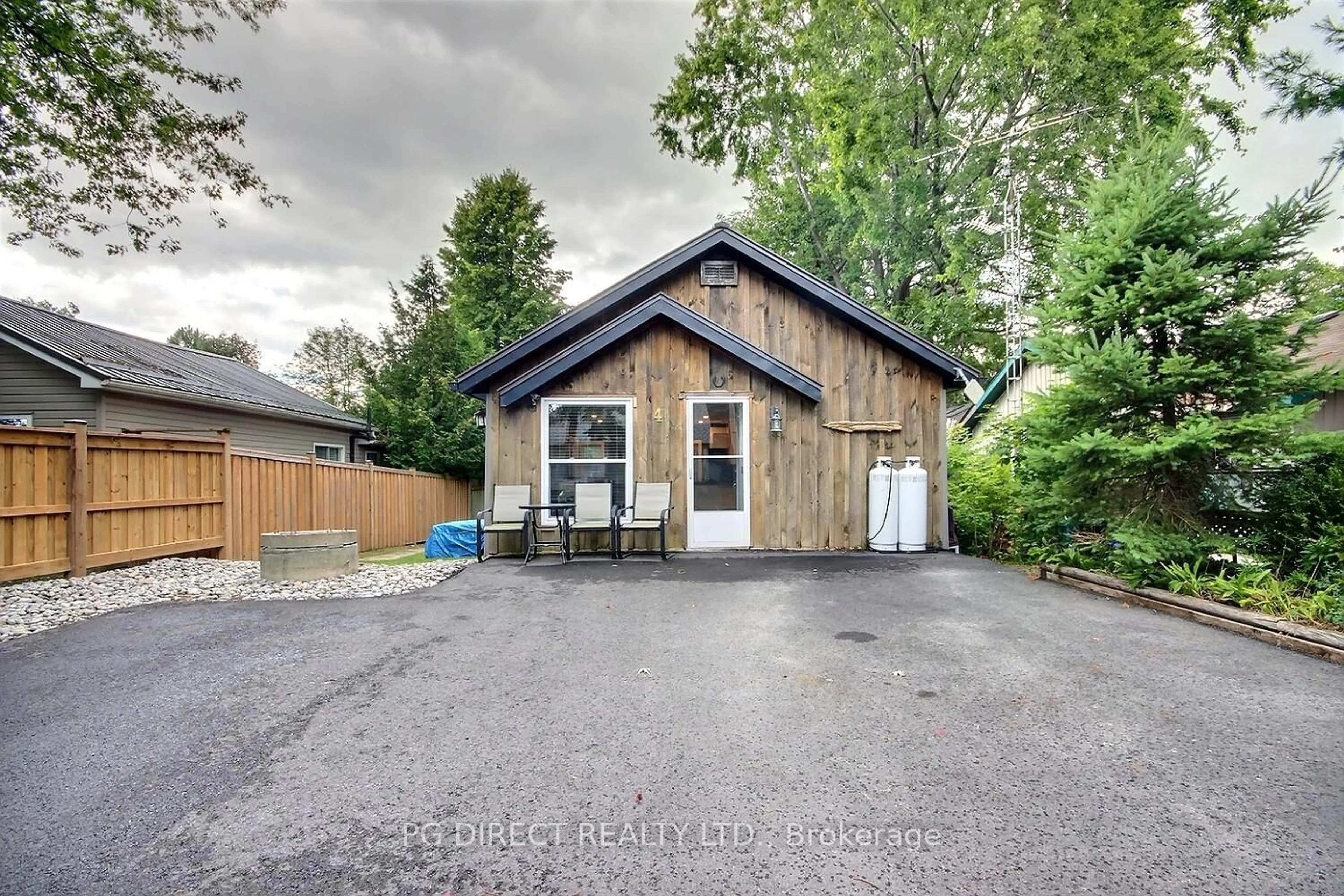 Shed for 4 Durham St, Cramahe Ontario K0K 1S0