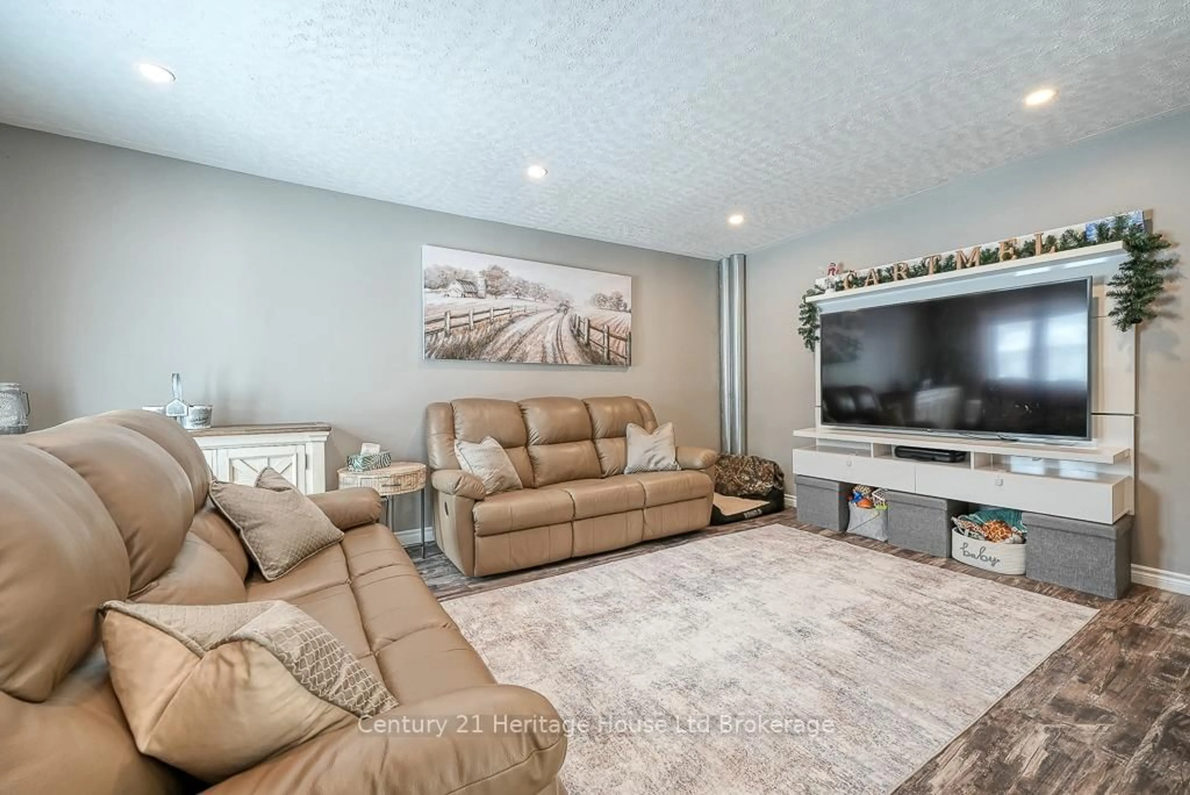 Living room with furniture, unknown for 163858 Brownsville Rd, South-West Oxford Ontario N0L 1C0