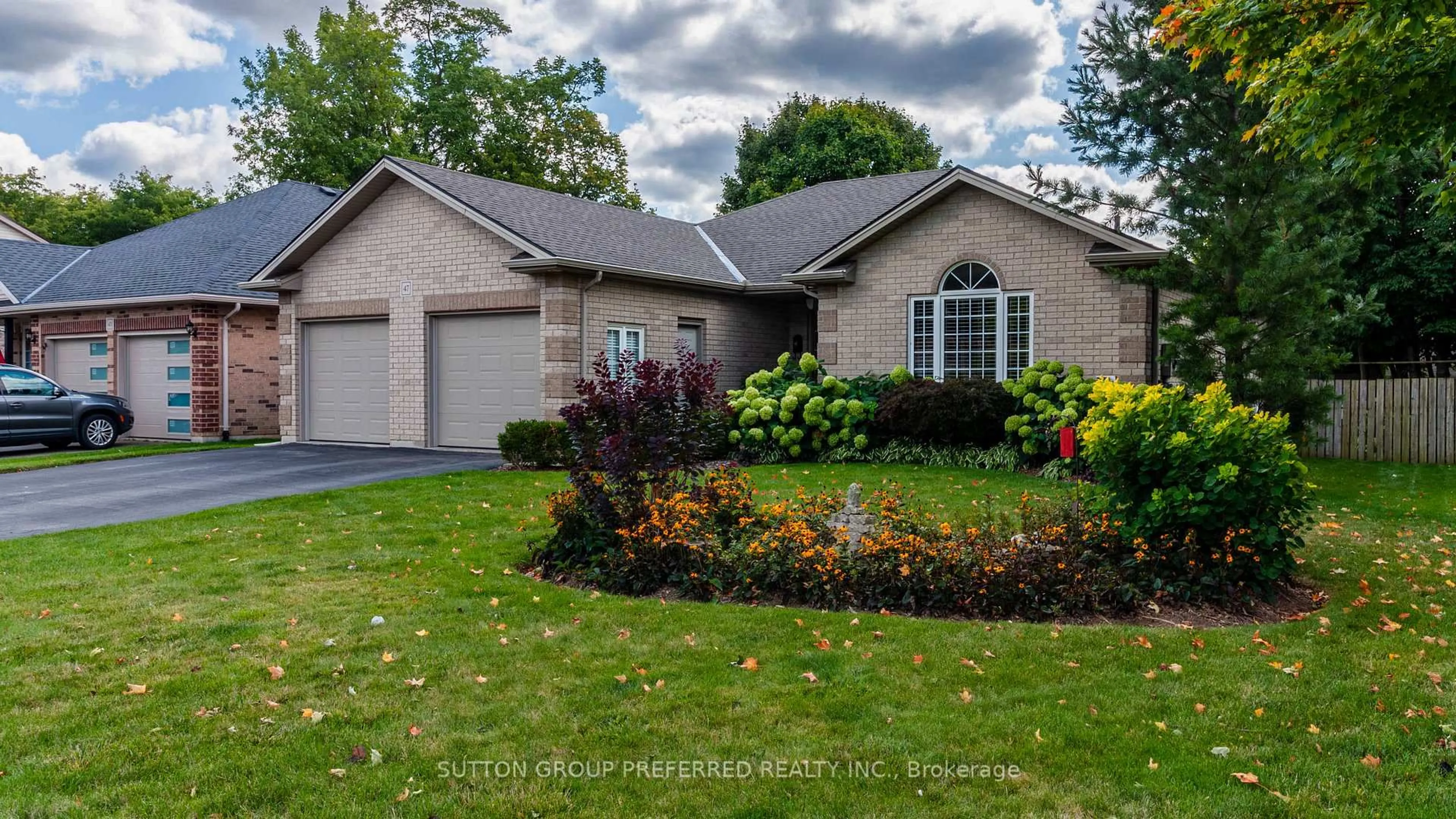 Home with brick exterior material, street for 47 Trillium Dr, Tillsonburg Ontario N4G 5S8