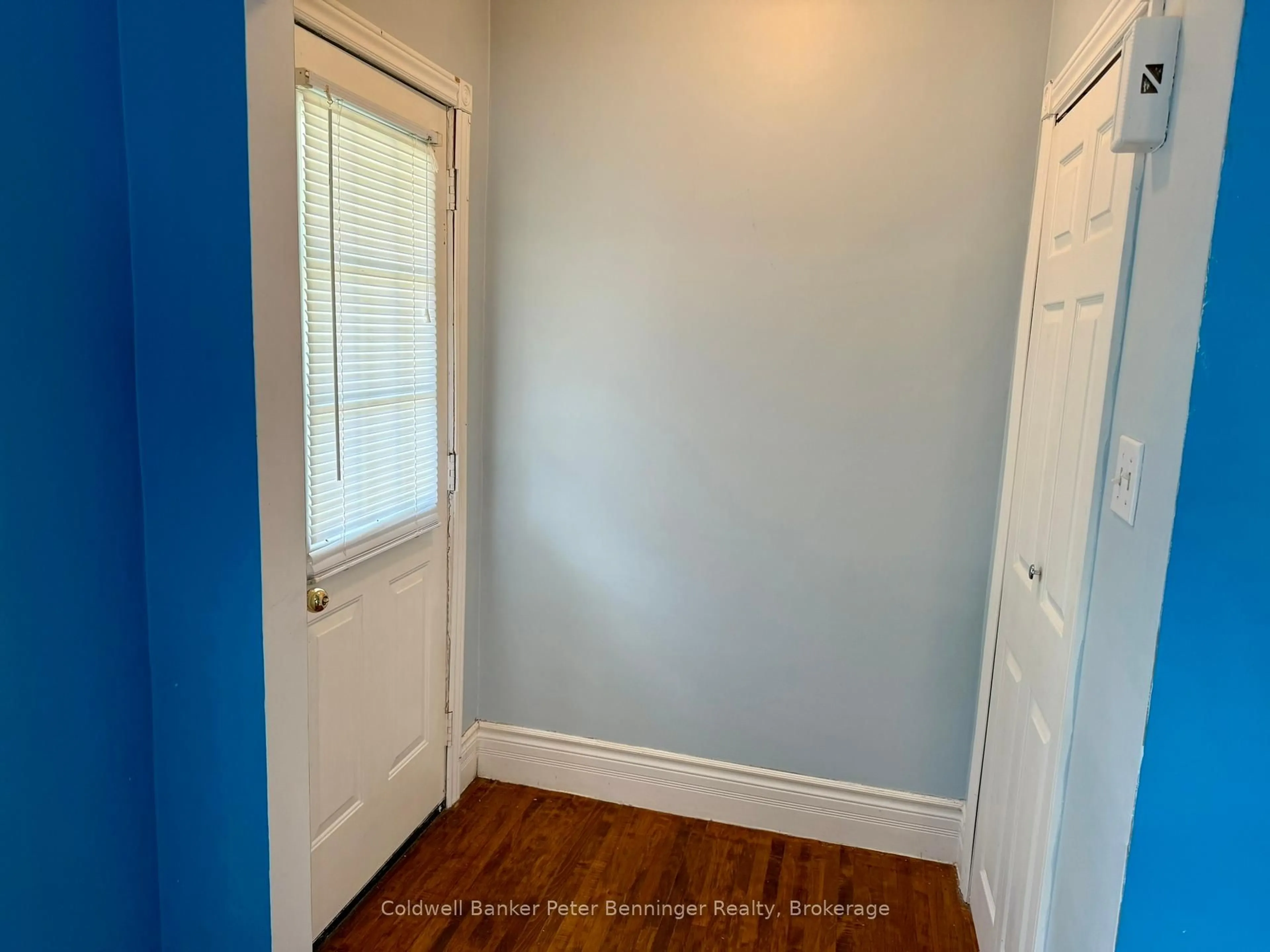 Indoor entryway for 259 Minnie St, North Huron Ontario N0G 2W0