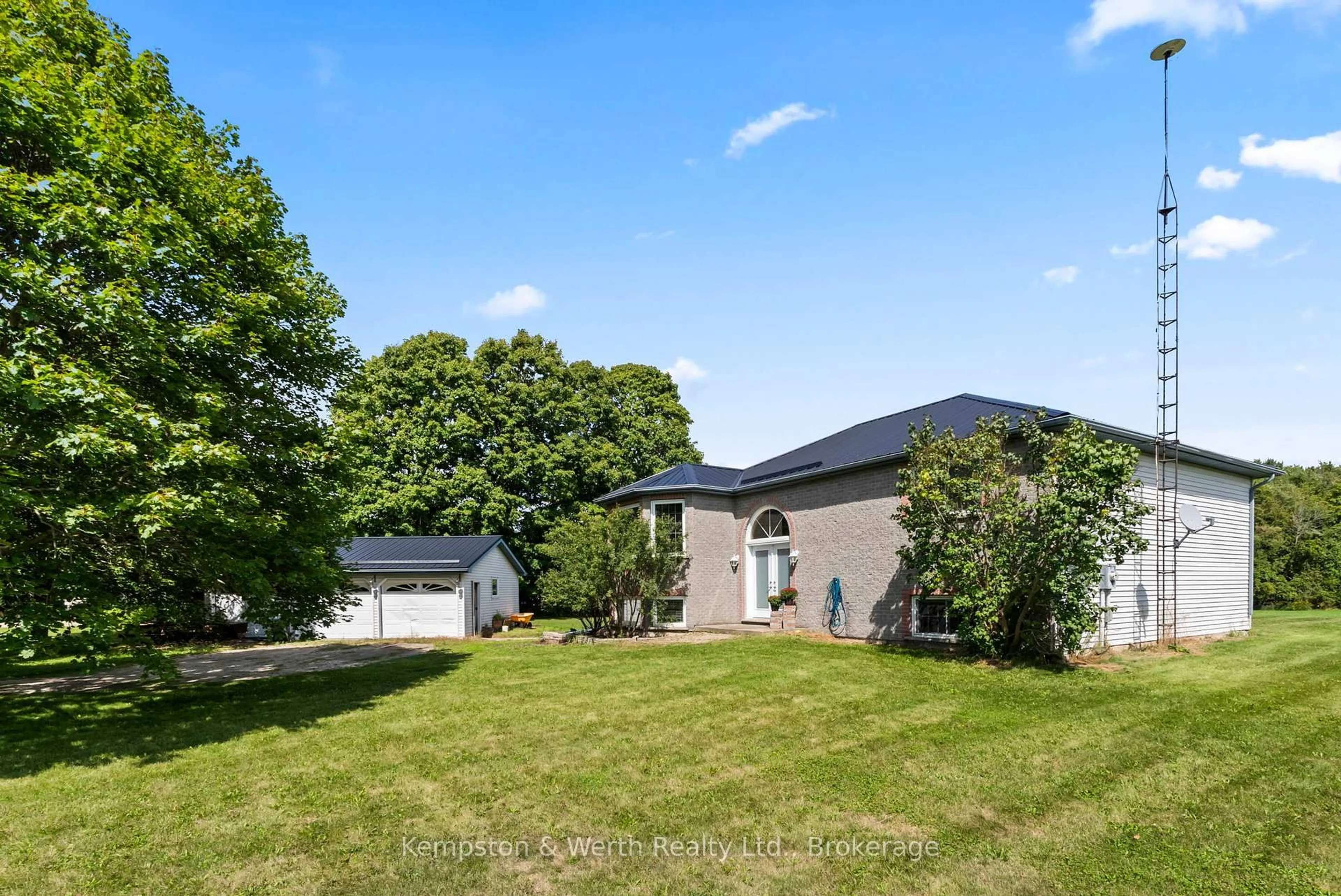 A pic from outside/outdoor area/front of a property/back of a property/a pic from drone, unknown for 8893 School Road 7 Rd, Minto Ontario N0G 2P0