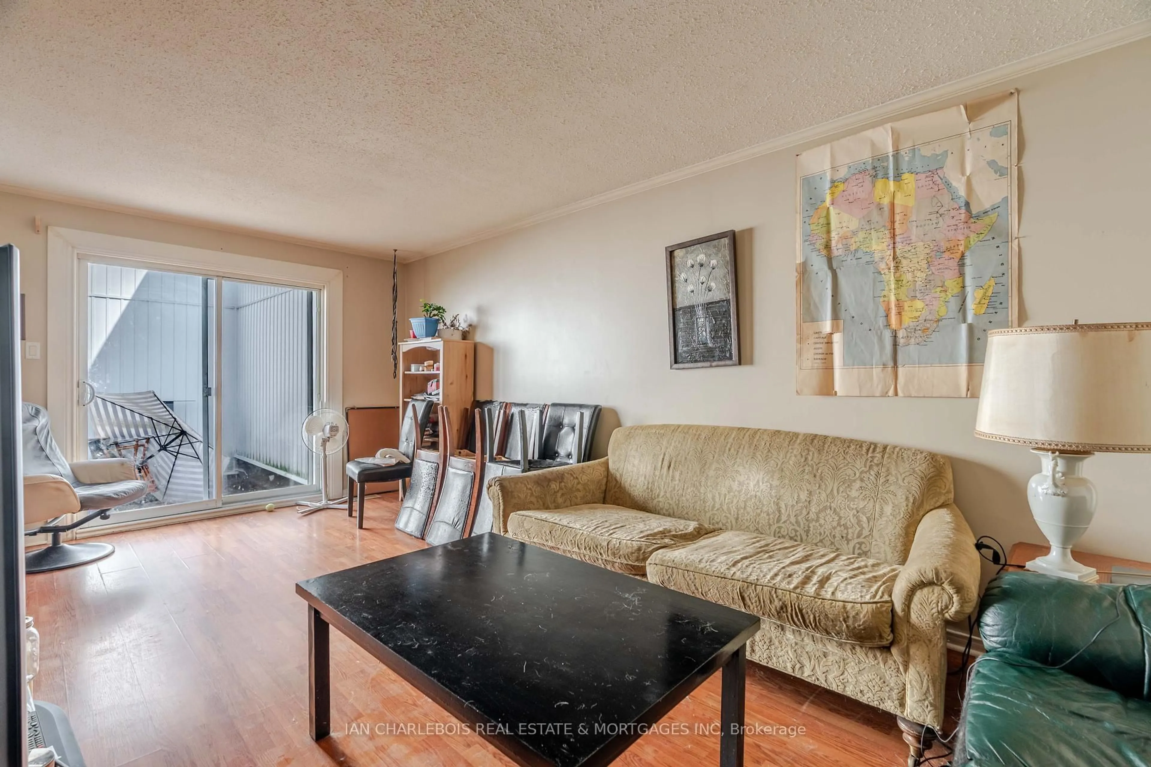 Living room with furniture, unknown for 837 Eastvale Dr #31, Ottawa Ontario K1J 7T5