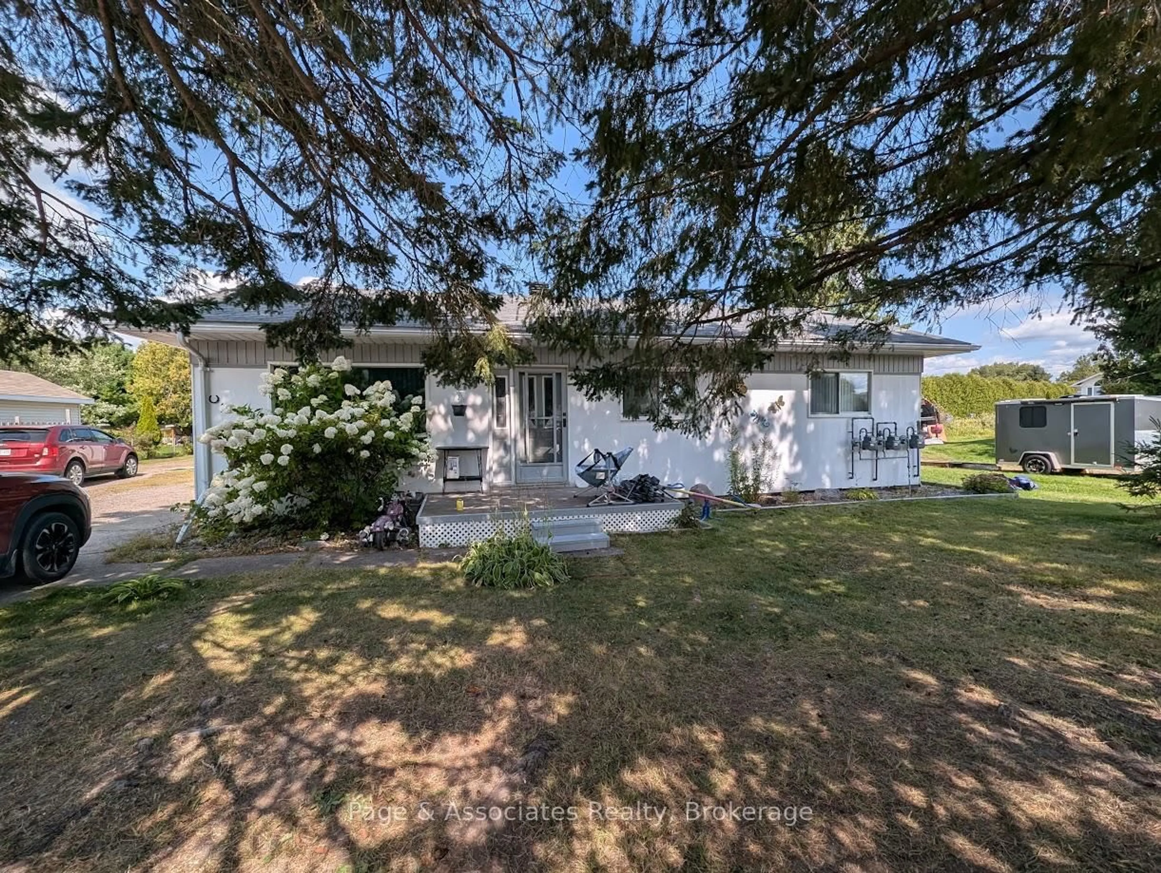 A pic from outside/outdoor area/front of a property/back of a property/a pic from drone, street for 605 Drive-In Rd, West Nipissing Ontario P2B 2R1