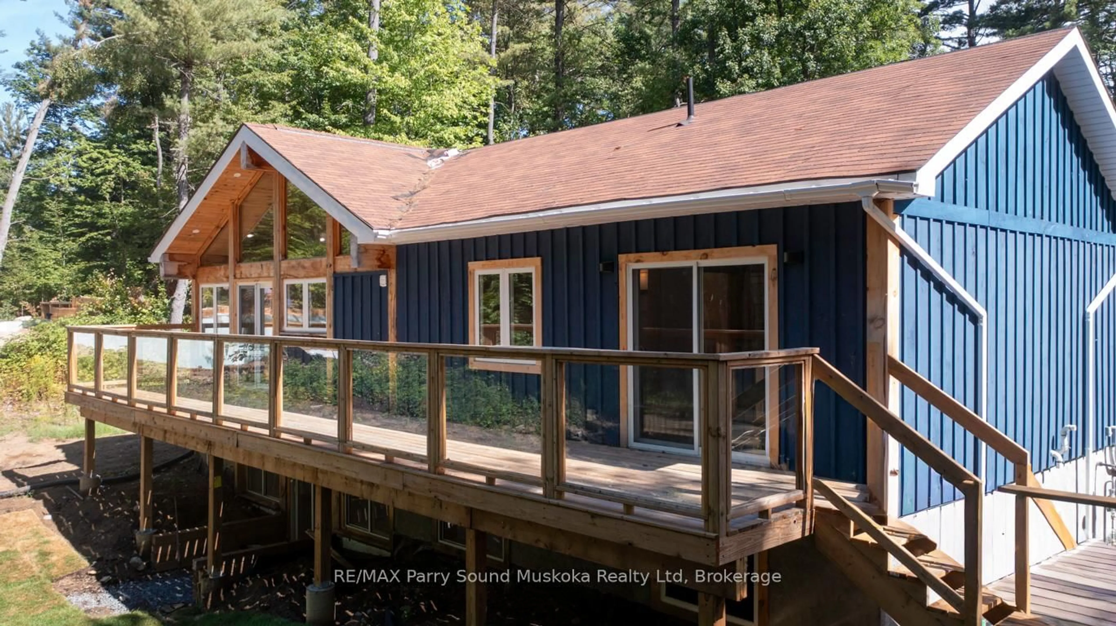 Home with vinyl exterior material, unknown for 15 Rankin Lake Rd, Seguin Ontario P2A 0B2