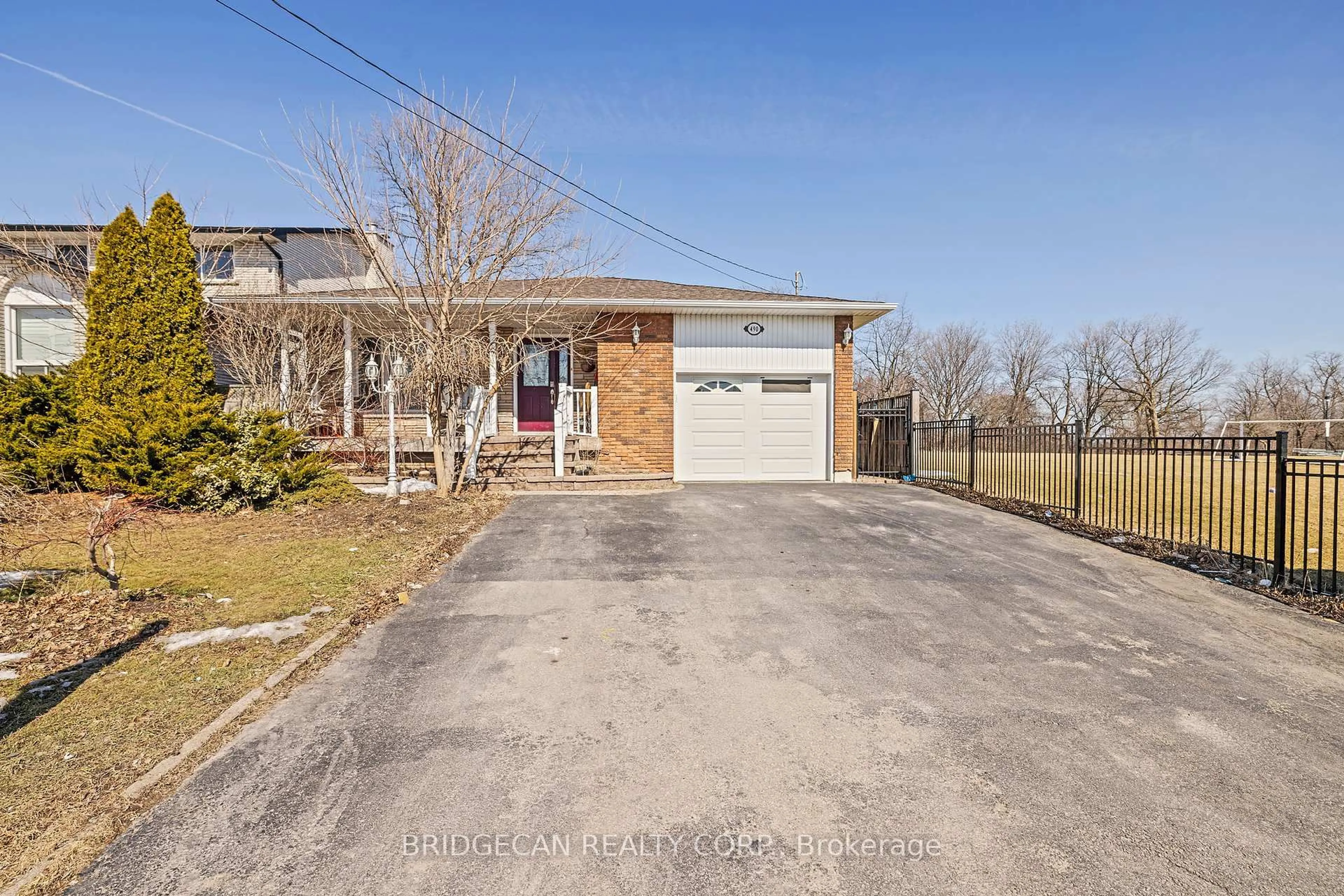 Home with brick exterior material, street for 490 Queen Victoria Dr, Hamilton Ontario L8W 1G9