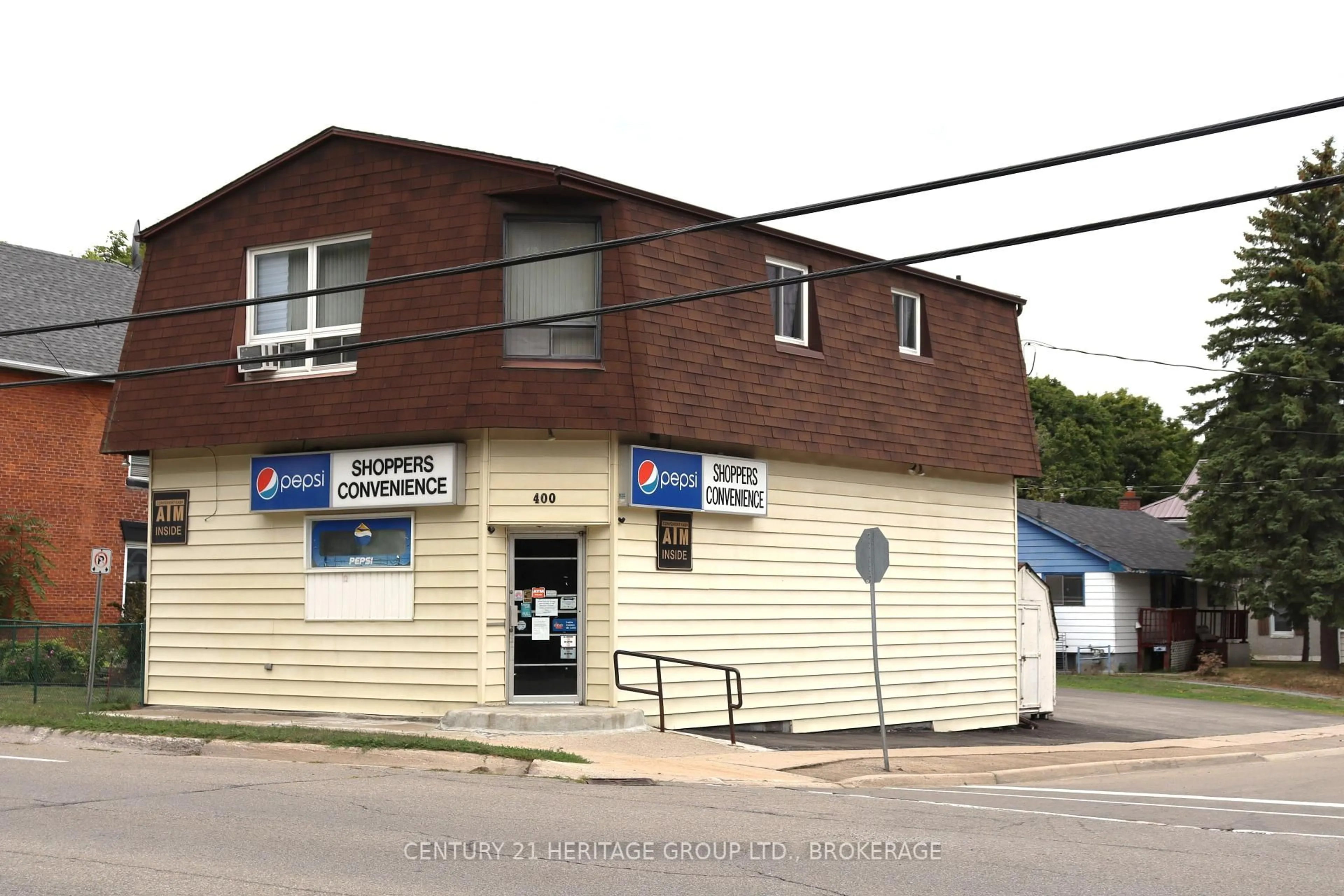 Unknown for 400 King St, Gananoque Ontario K7G 2G9
