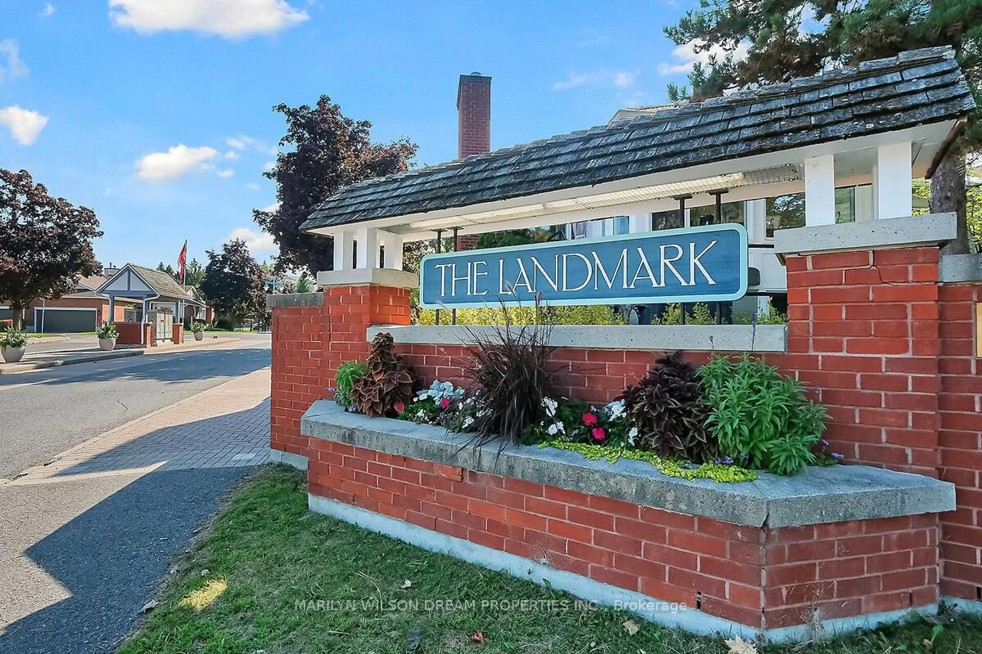 Unknown for 136 Darlington Private #701, Ottawa Ontario K1V 0X6