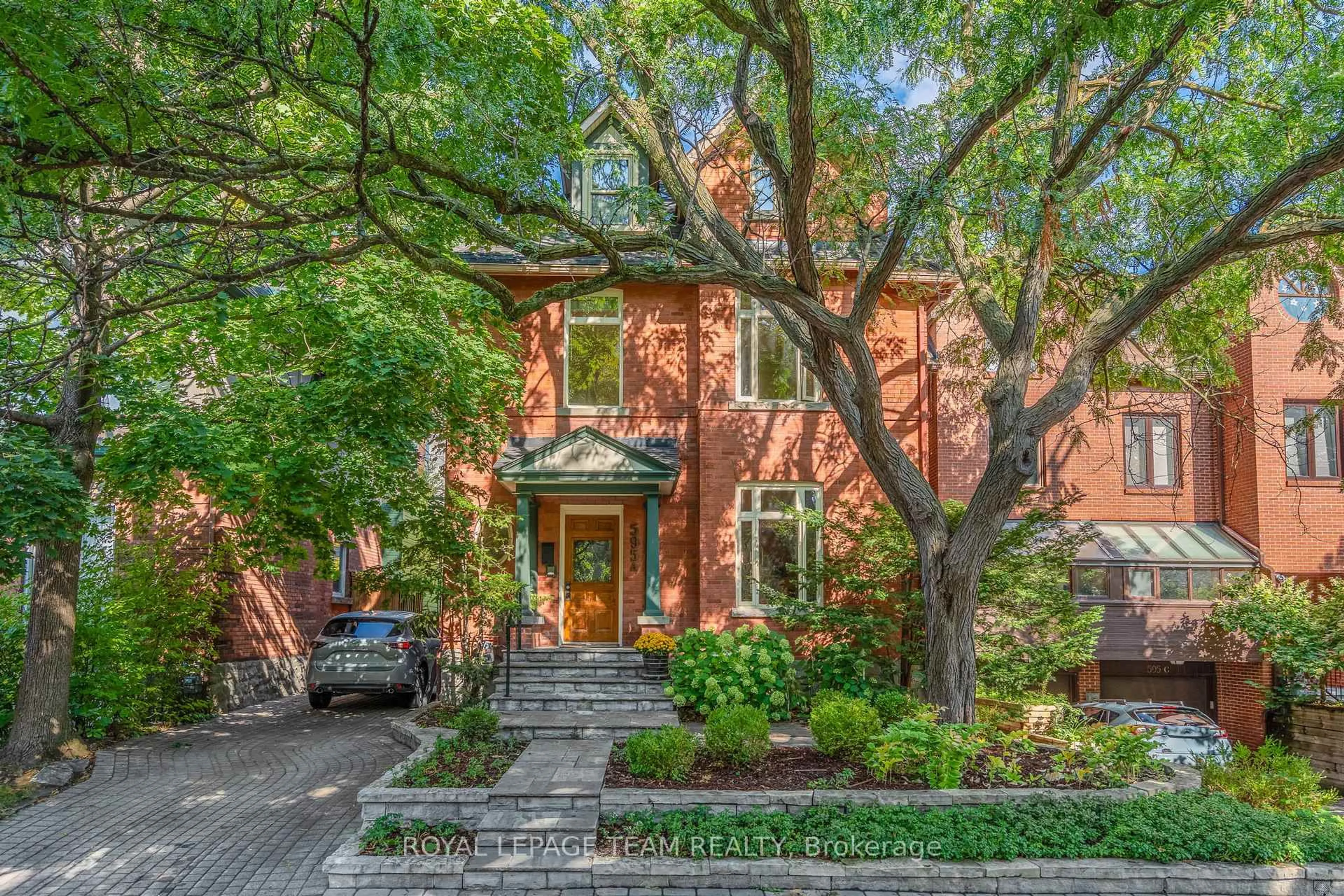 Home with brick exterior material, street for 595 Besserer St #A, Ottawa Ontario K1N 6C8