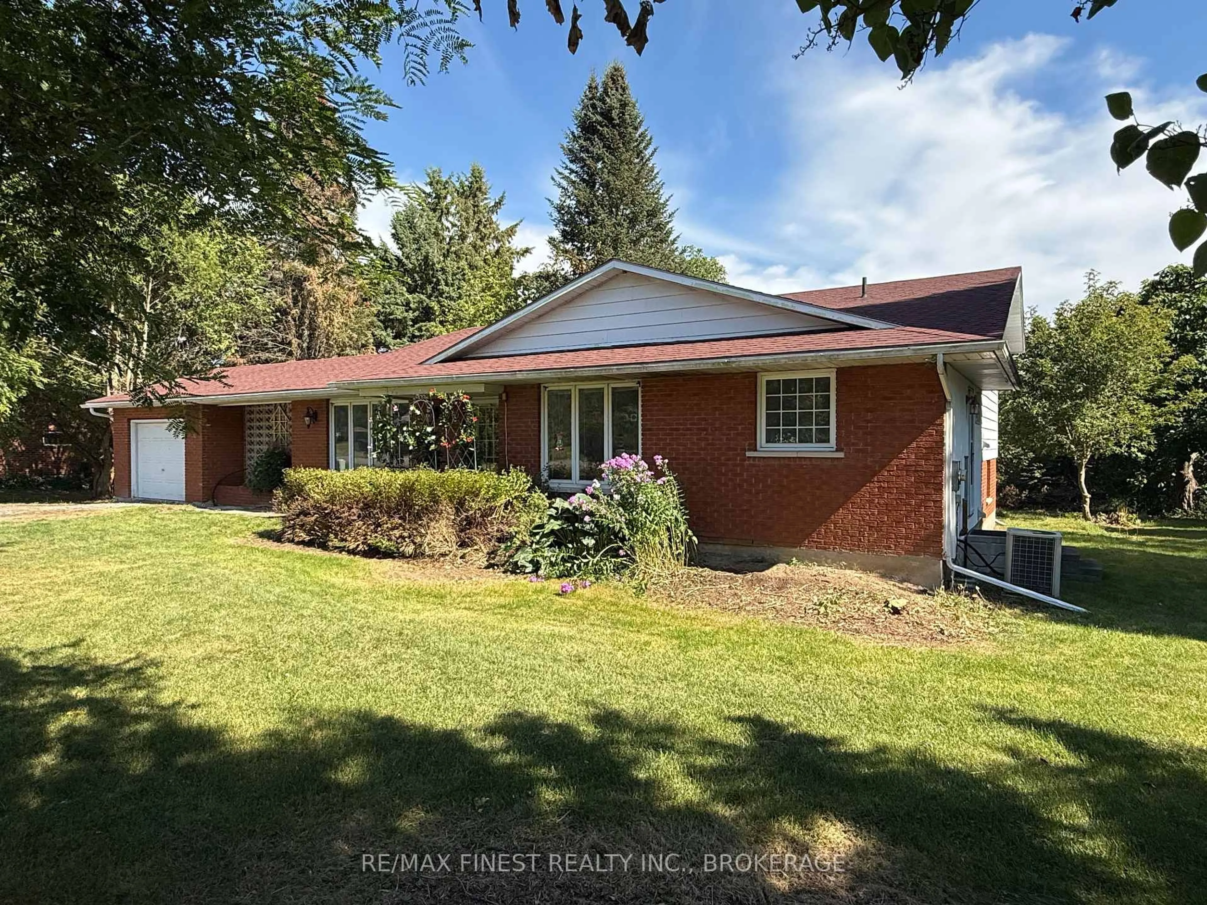 Home with brick exterior material, water/lake/river/ocean view for 1712 Creekside Dr, Bissett Creek Ontario K0H 2H0