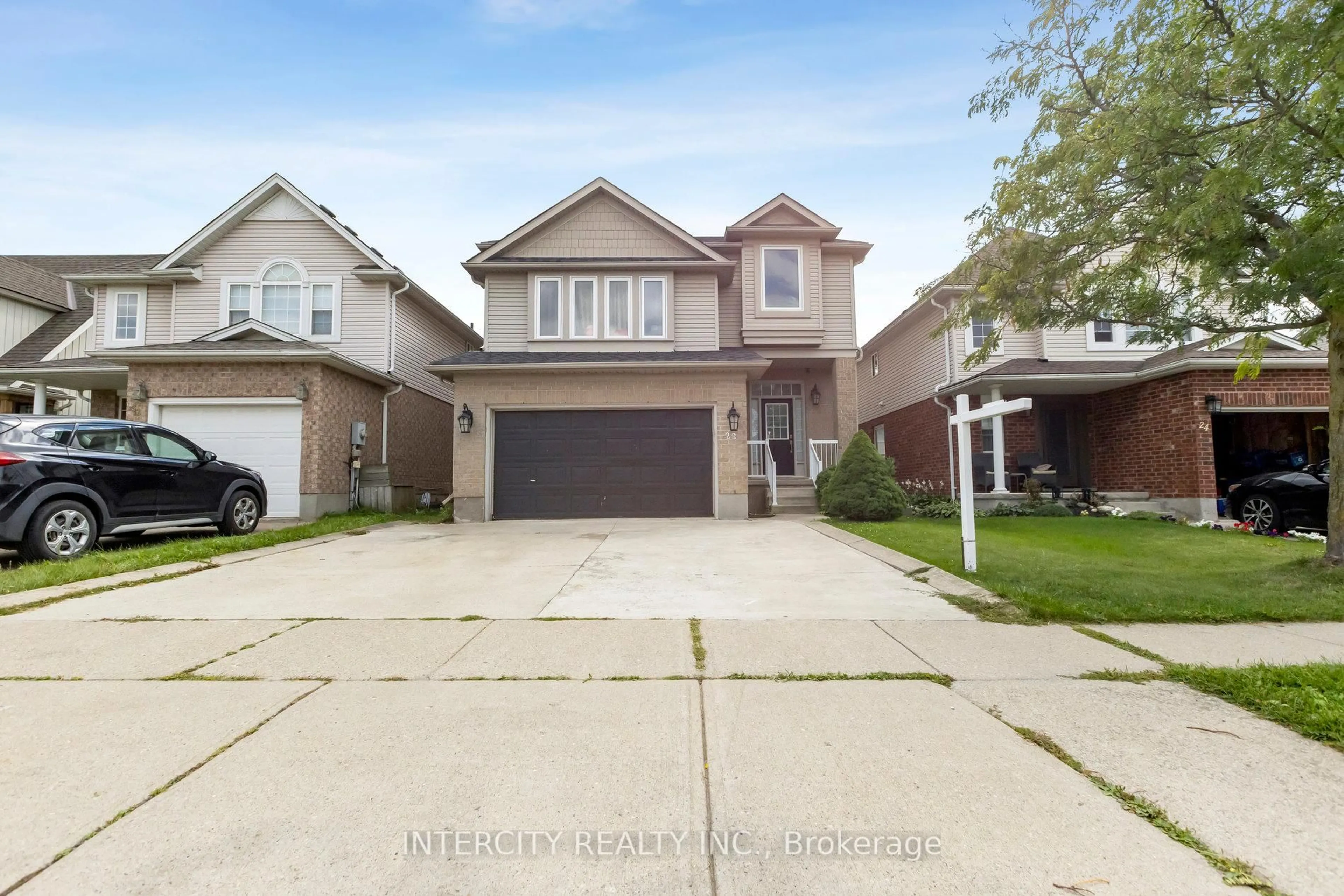 Home with vinyl exterior material, street for 28 Vivian Baulk St, Cambridge Ontario N3H 5R1