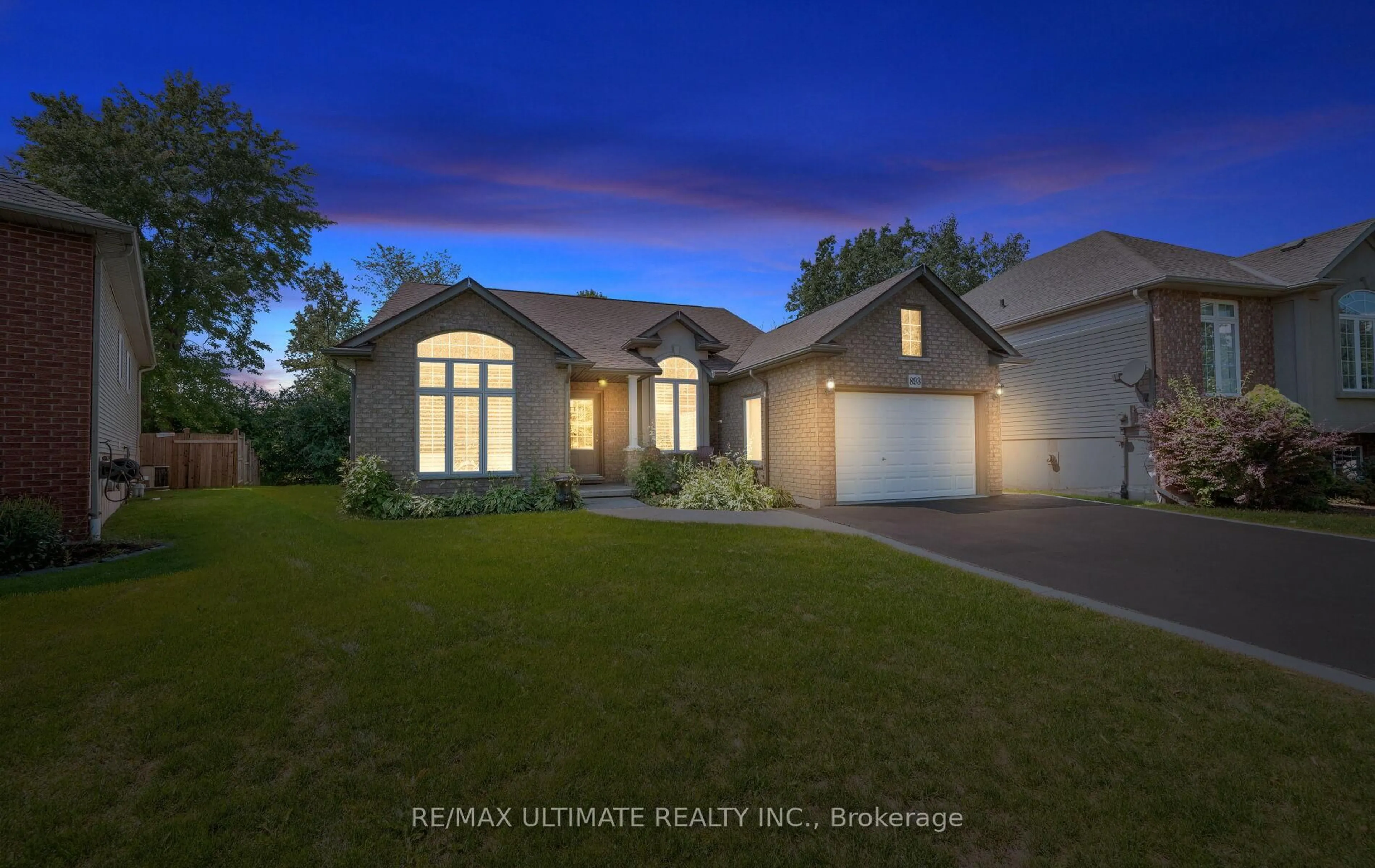 Unknown for 893 CANADA Dr, Fort Erie Ontario L2A 6E9
