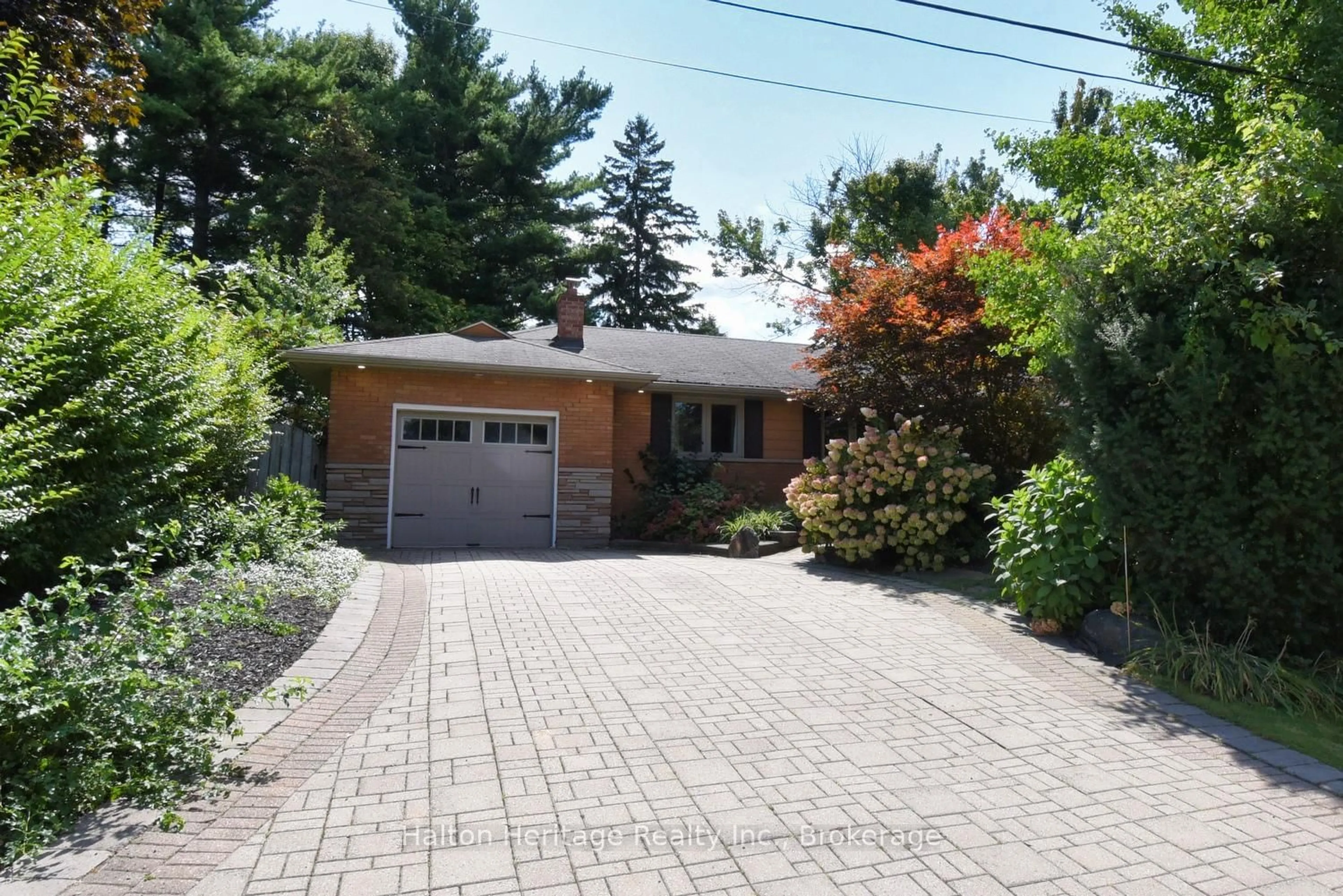 Unknown for 454 Evergreen Ave, Hamilton Ontario L9G 2P8