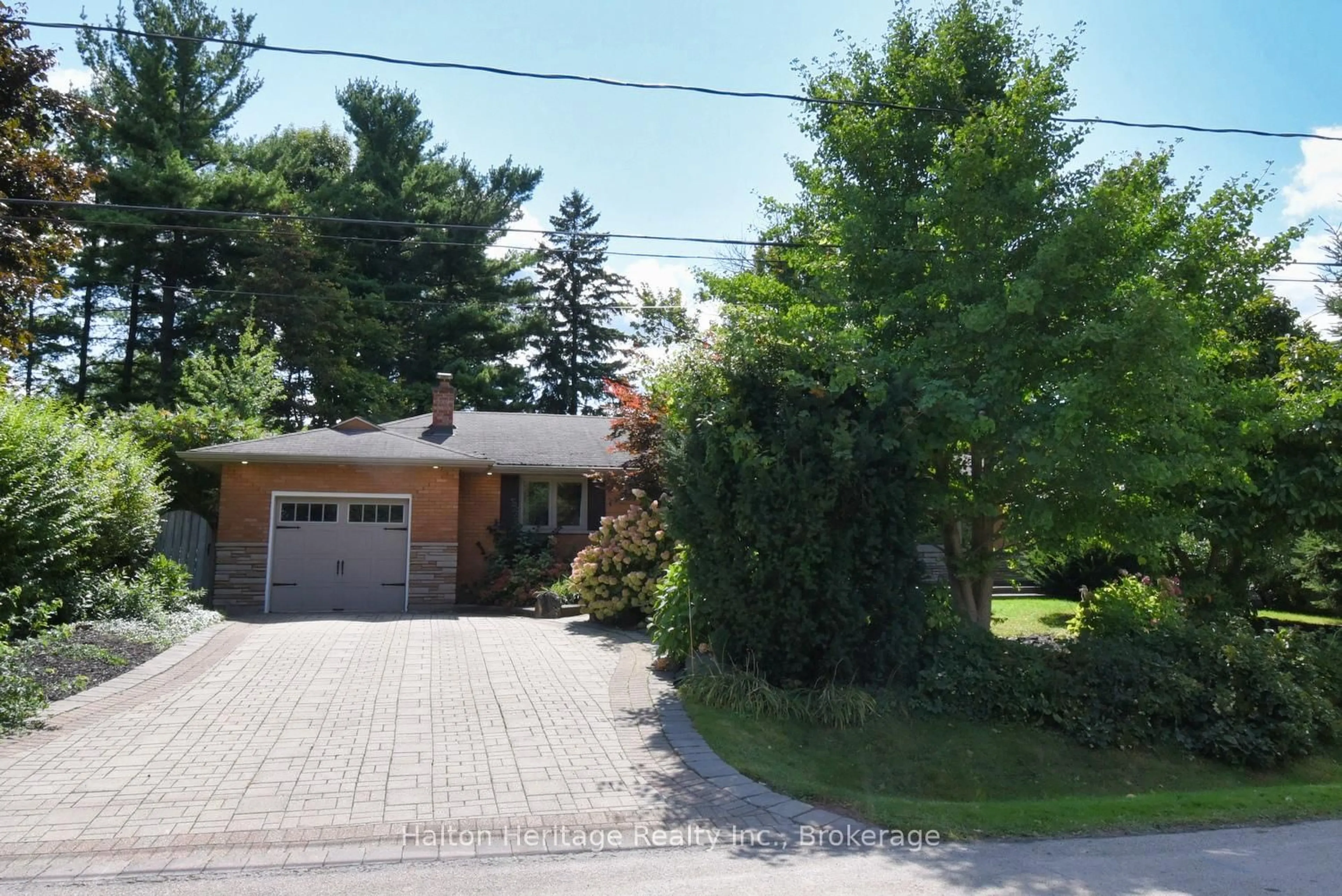 Unknown for 454 Evergreen Ave, Hamilton Ontario L9G 2P8