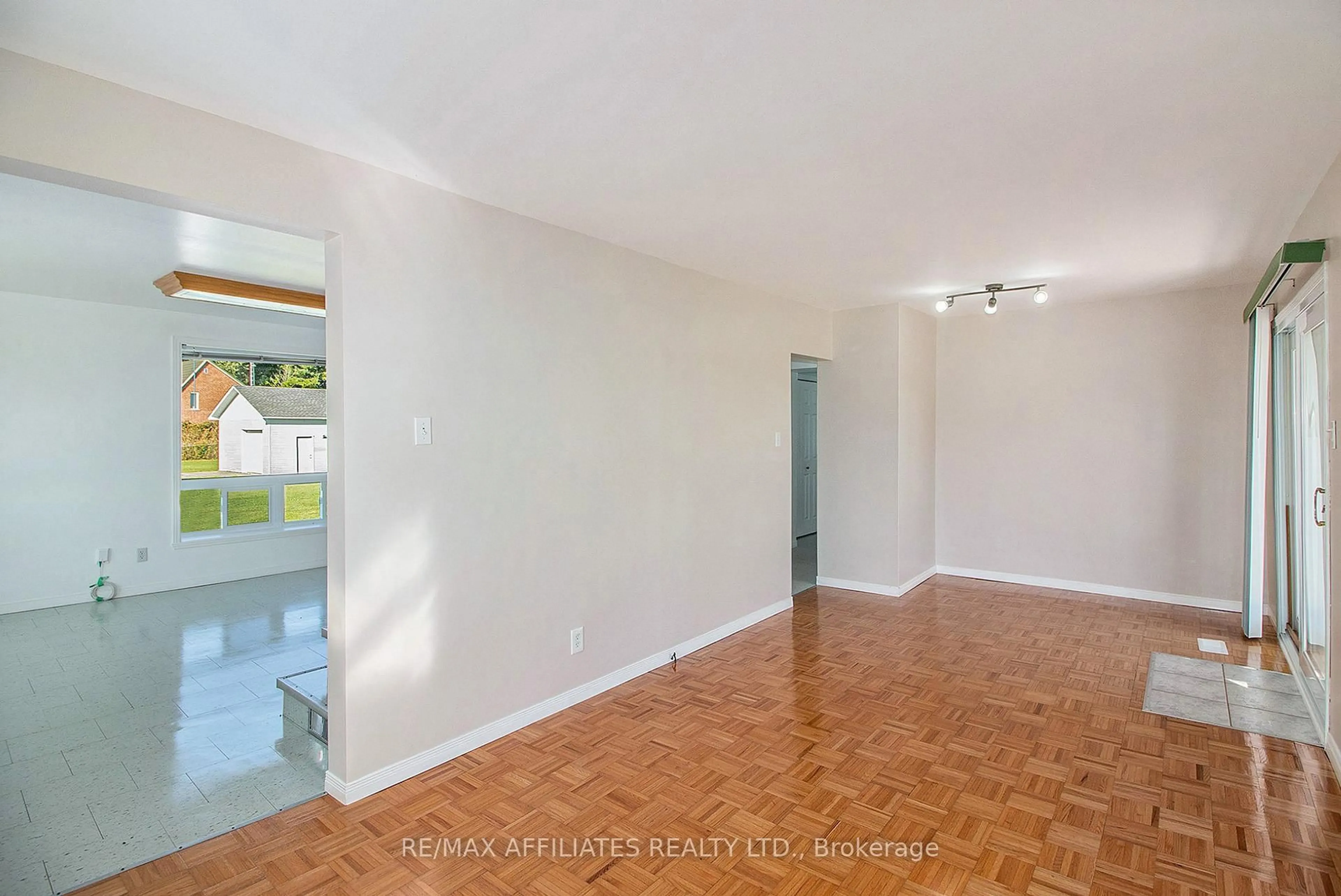 A pic of a room for 512 Route 600, Casselman Ontario K0A 1M0
