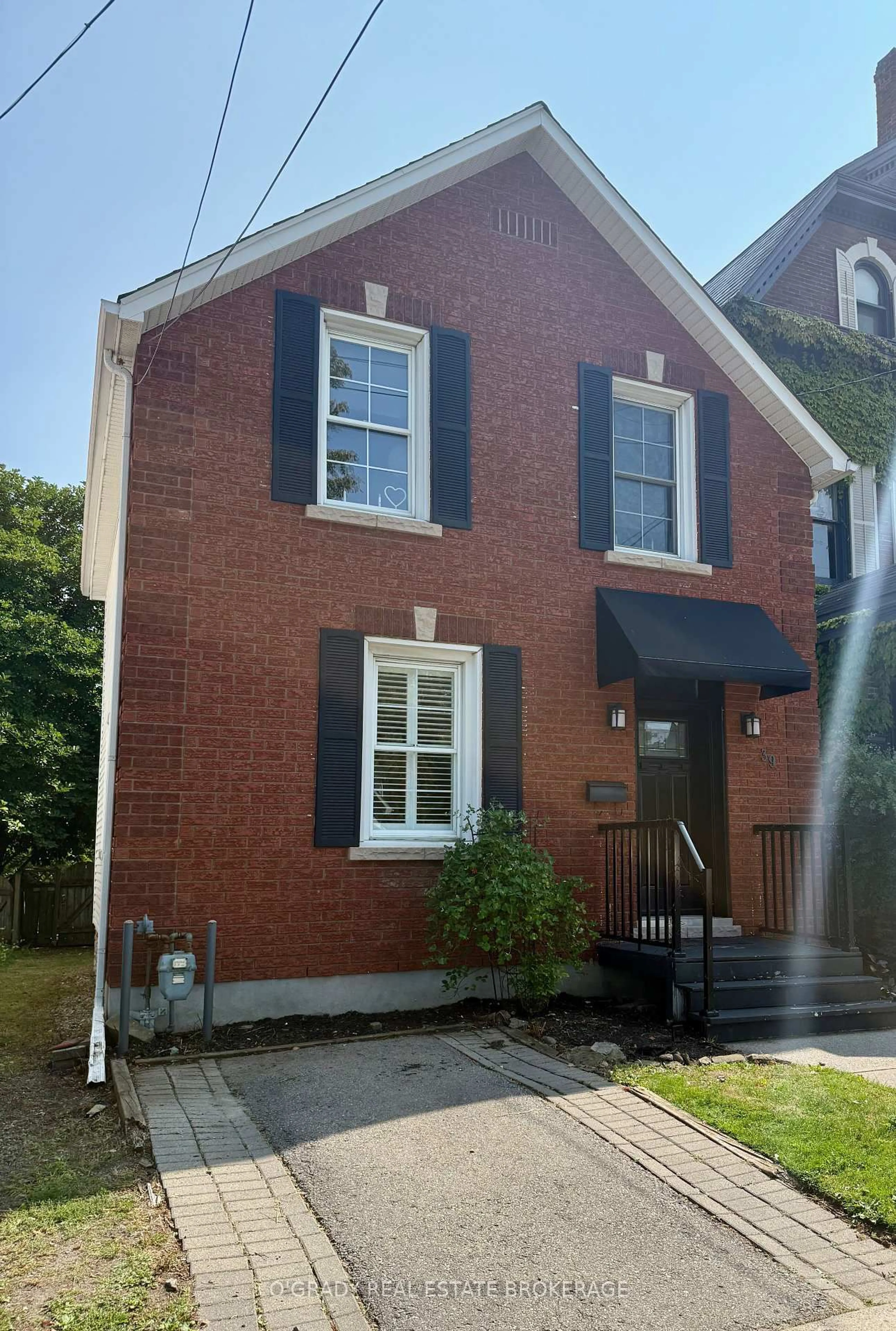 Home with brick exterior material, street for 39 James St, Brockville Ontario K6V 1K3