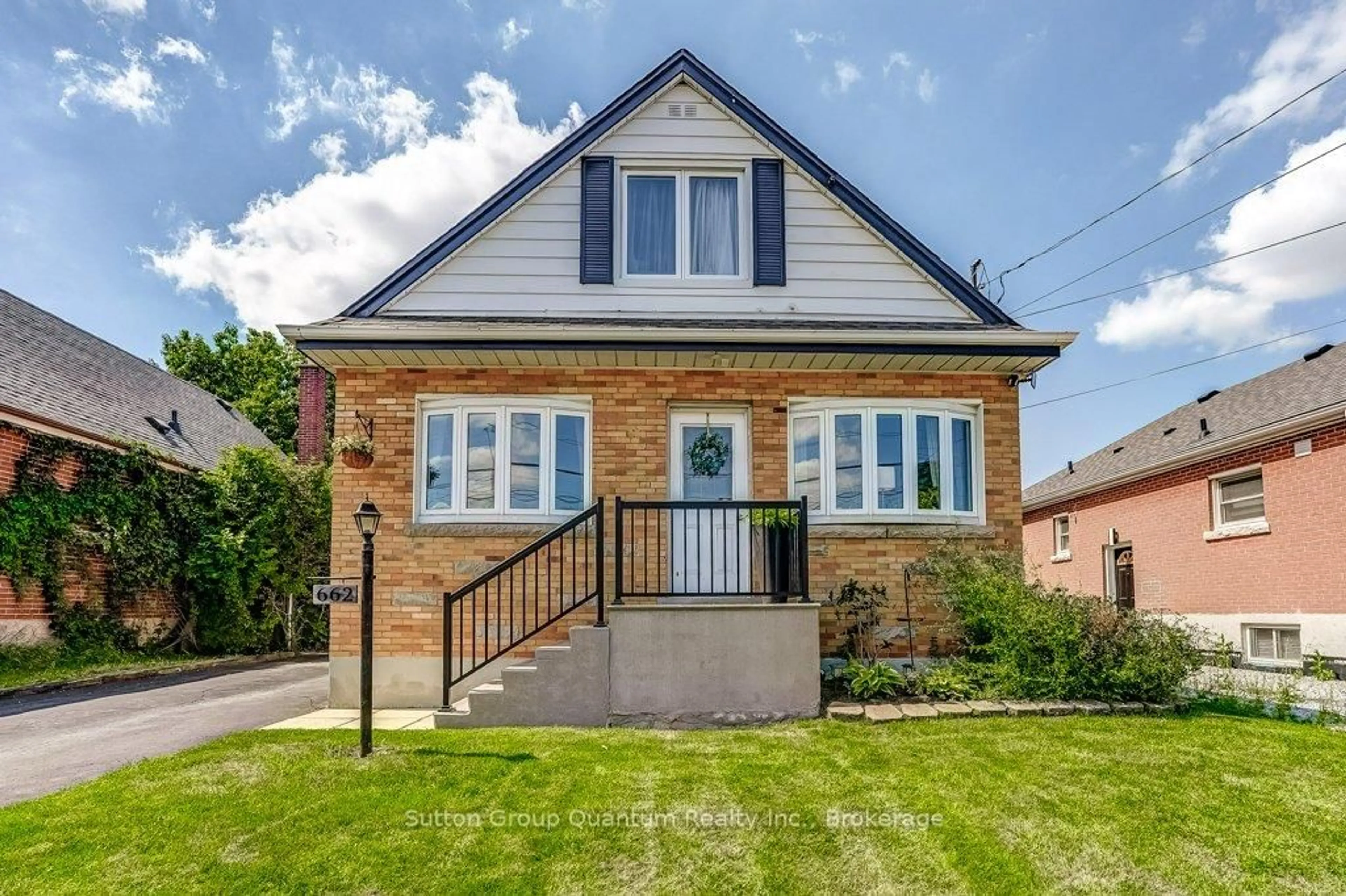 Home with brick exterior material, street for 662 Upper Sherman Ave, Hamilton Ontario L8V 3M5