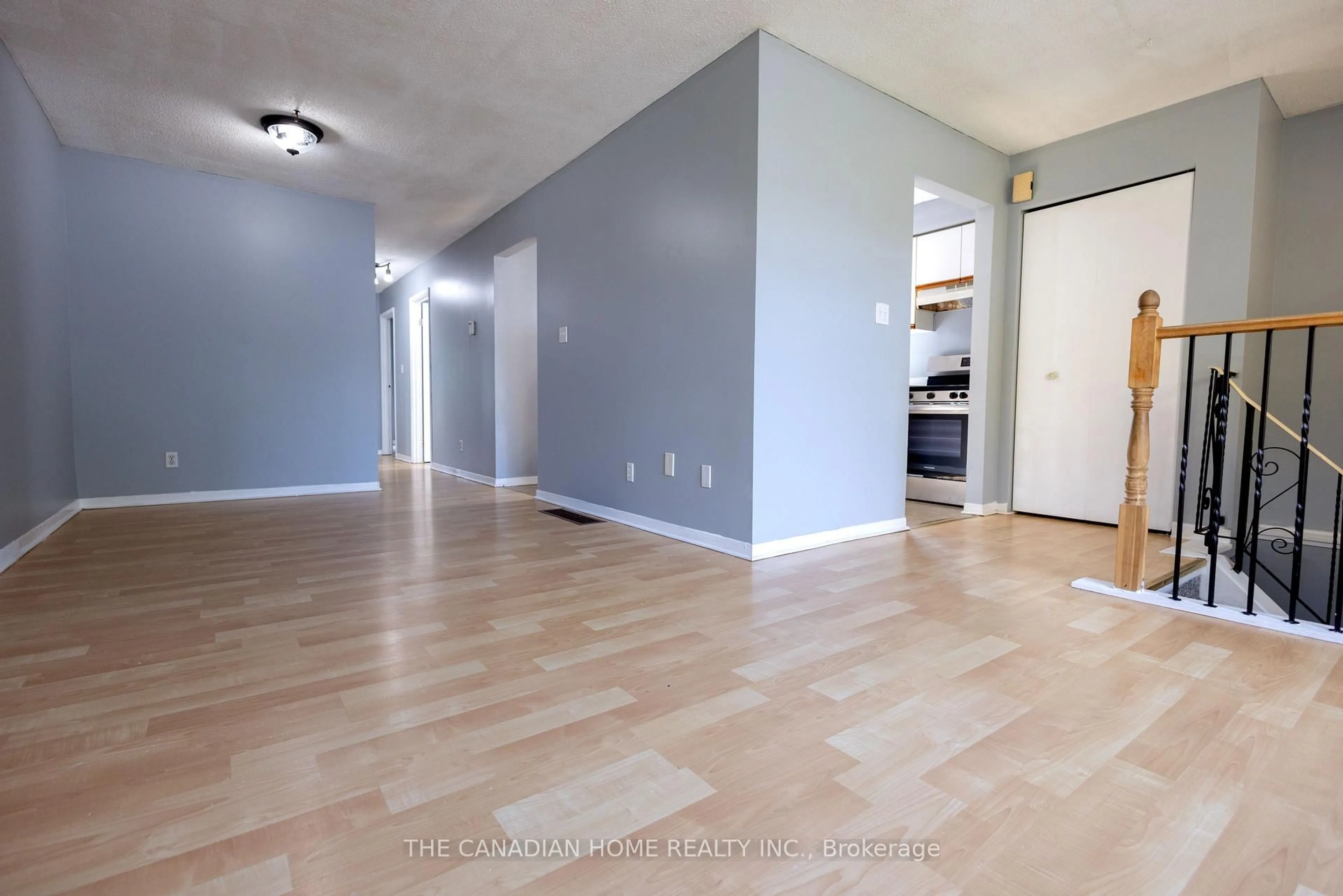 A pic of a room for 909 UXBRIDGE Cres, Kingston Ontario K7M 8K8