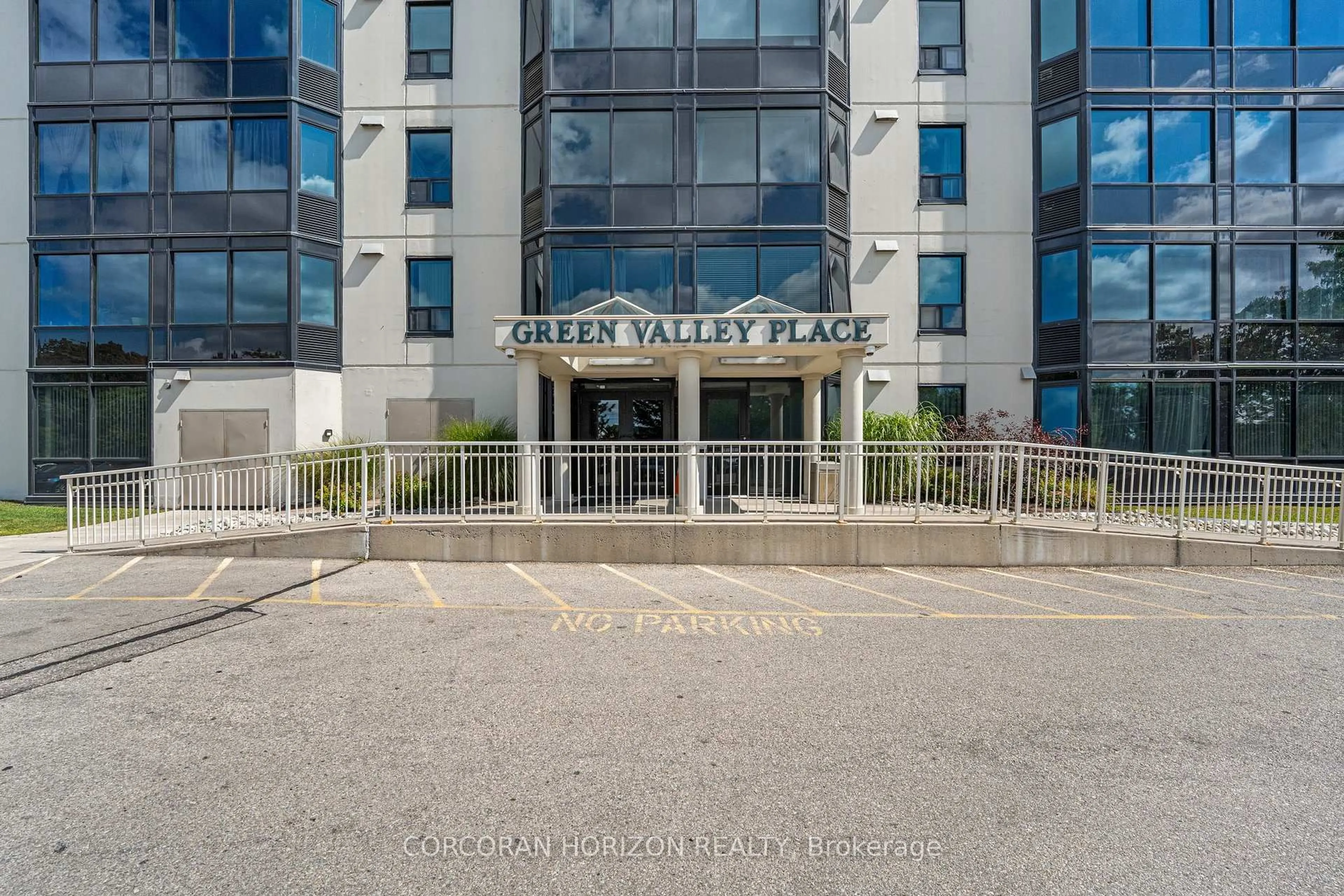 Unknown for 35 Green Valley Dr #1614, Kitchener Ontario N2P 2A5