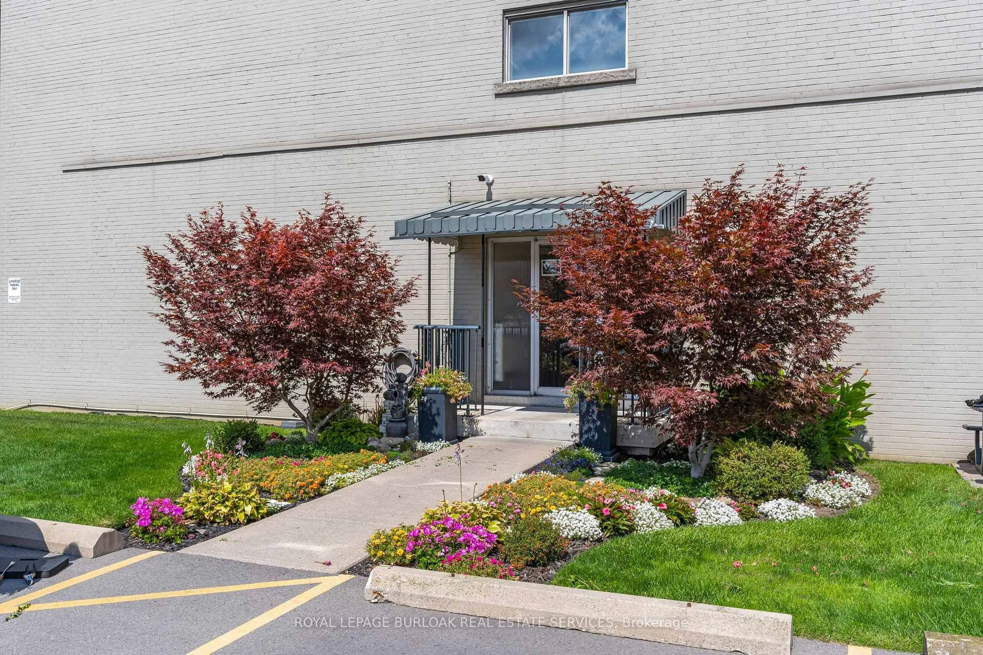 Unknown for 510 Queenston Rd #306, Hamilton Ontario L8K 1J3