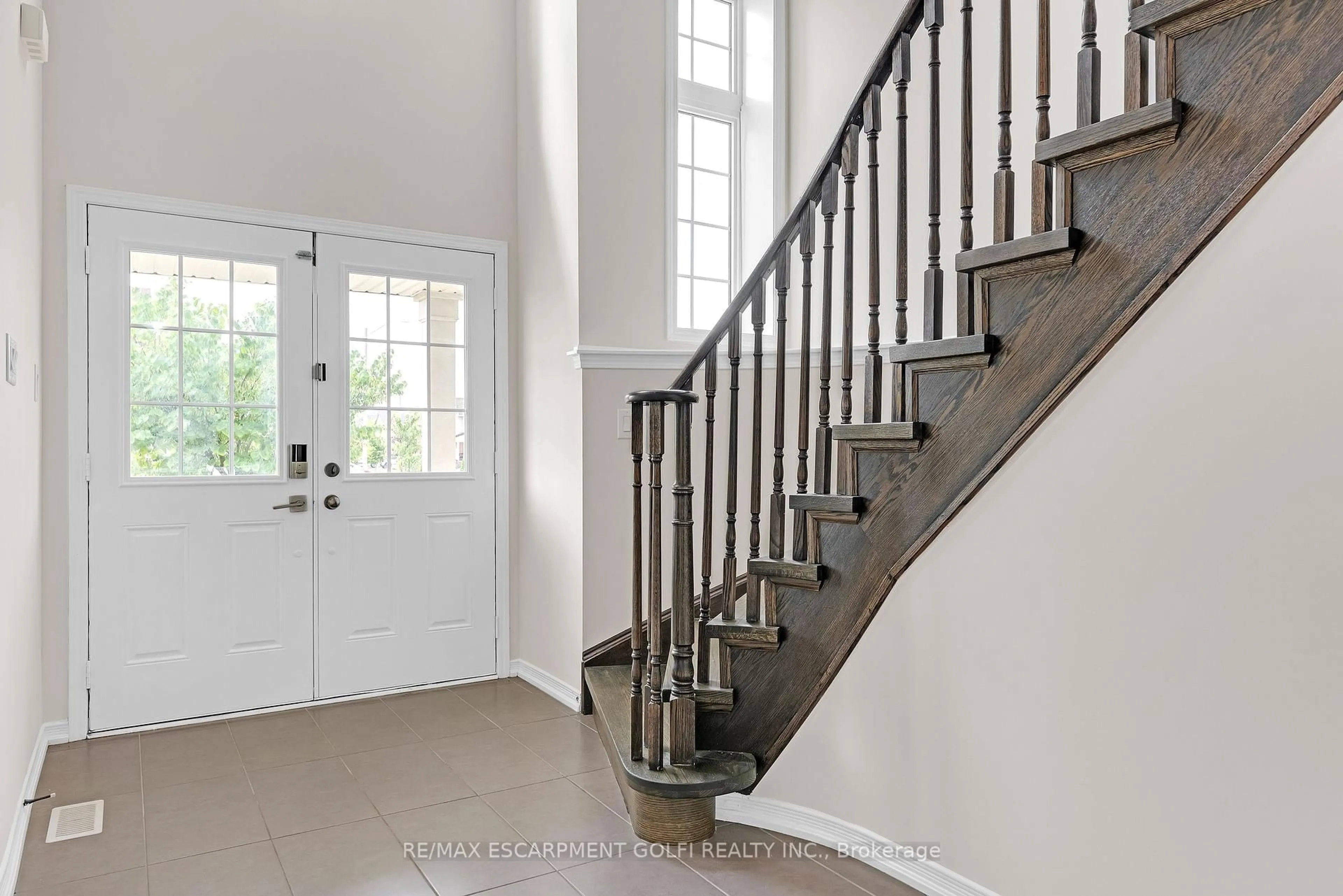 Unknown for 8561 DOGWOOD Cres, Niagara Falls Ontario L2H 0K7
