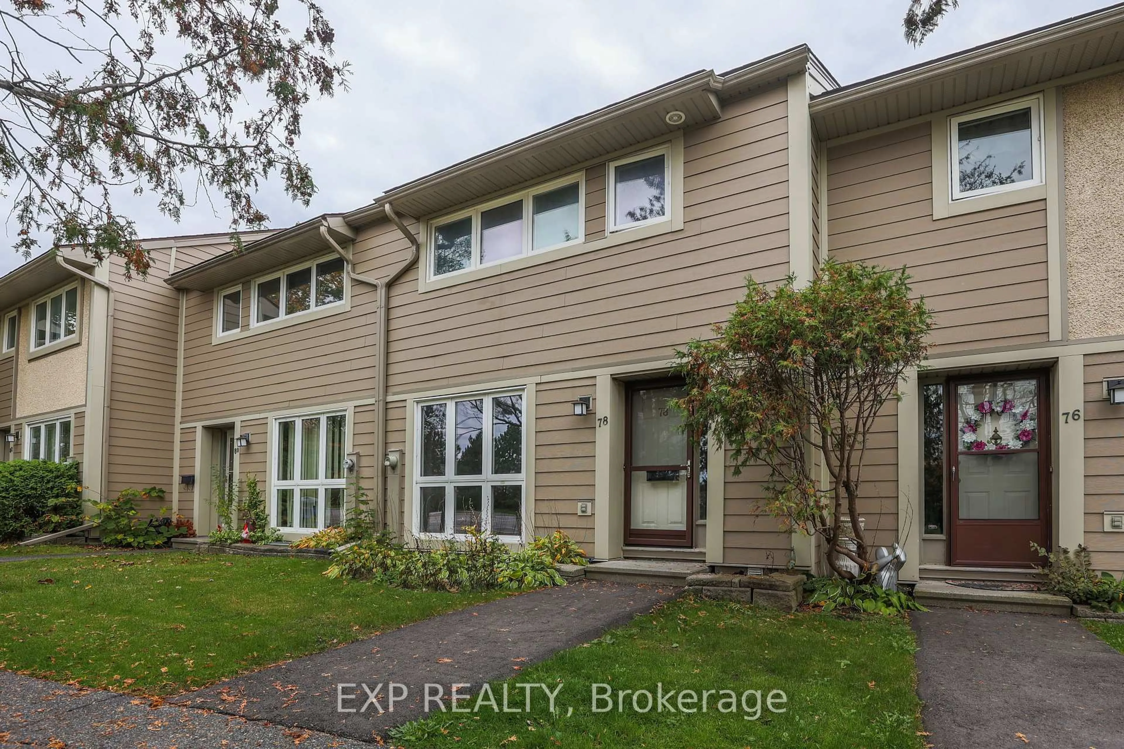 A pic from outside/outdoor area/front of a property/back of a property/a pic from drone, street for 78 PEARY Way, Ottawa Ontario K2L 1Z8