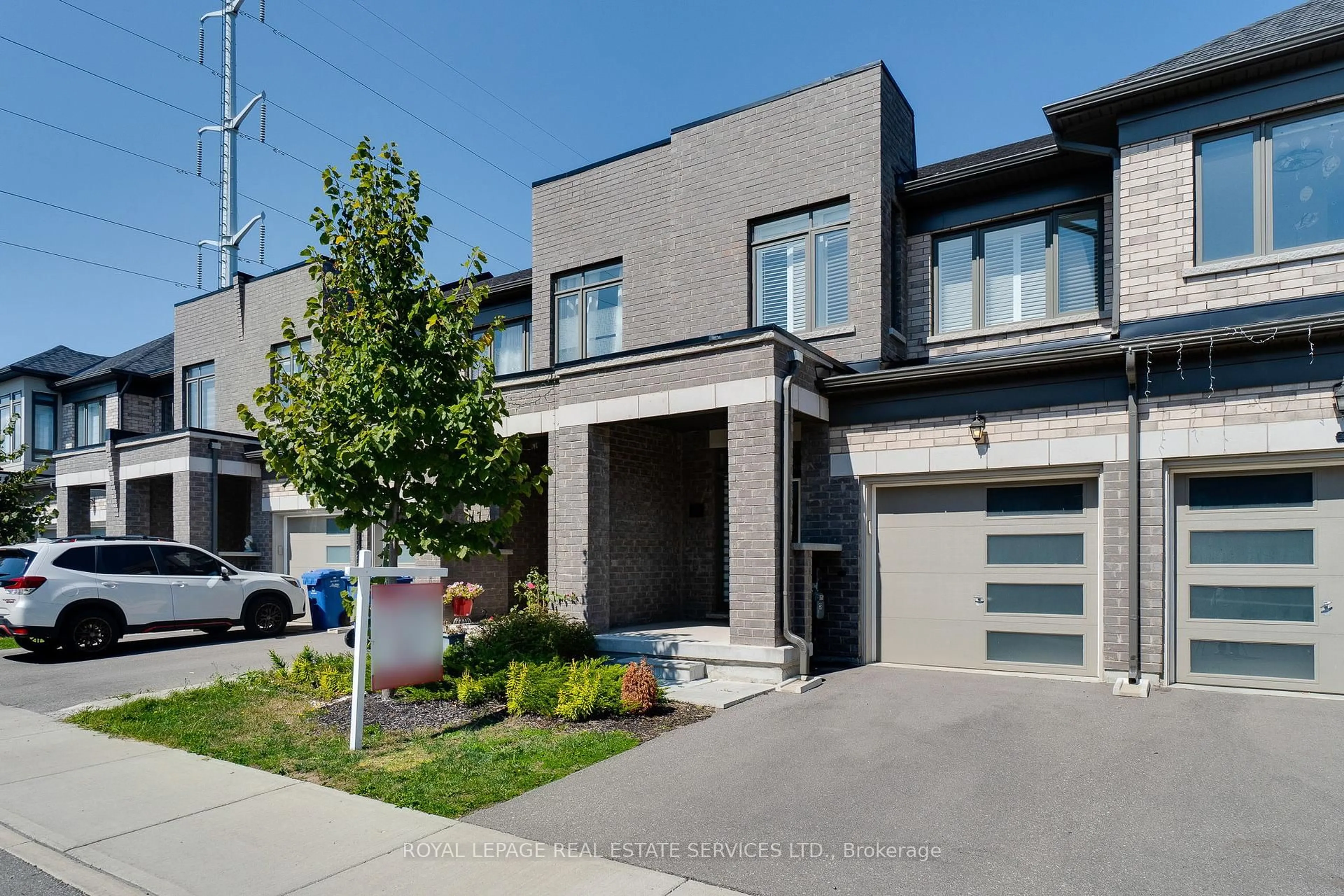Home with brick exterior material, street for 166 Deerpath Dr #77, Guelph Ontario N1K 0E2