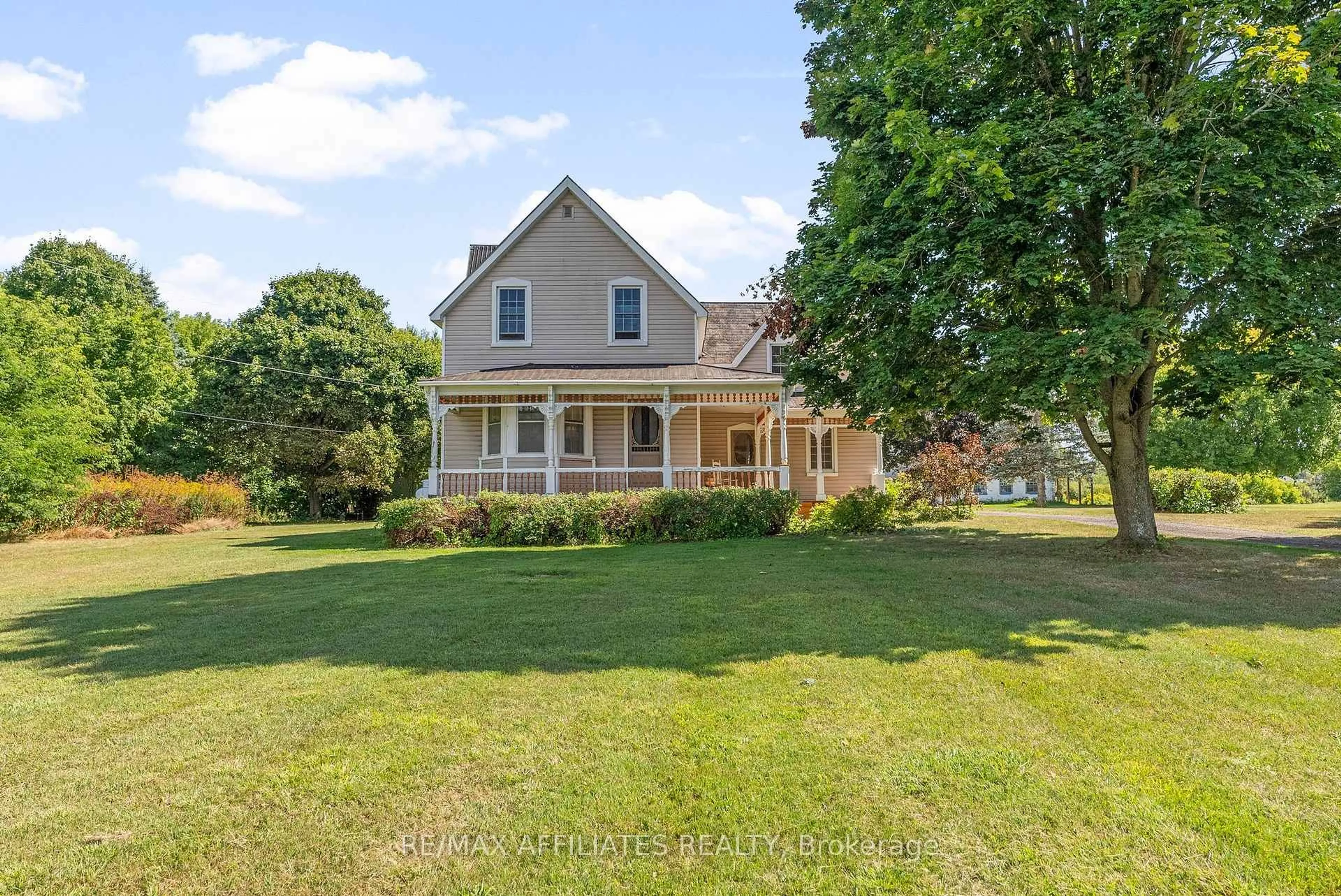 A pic from outside/outdoor area/front of a property/back of a property/a pic from drone, water/lake/river/ocean view for 2415 County 21 Rd, Edwardsburgh/Cardinal Ontario K0E 1X0
