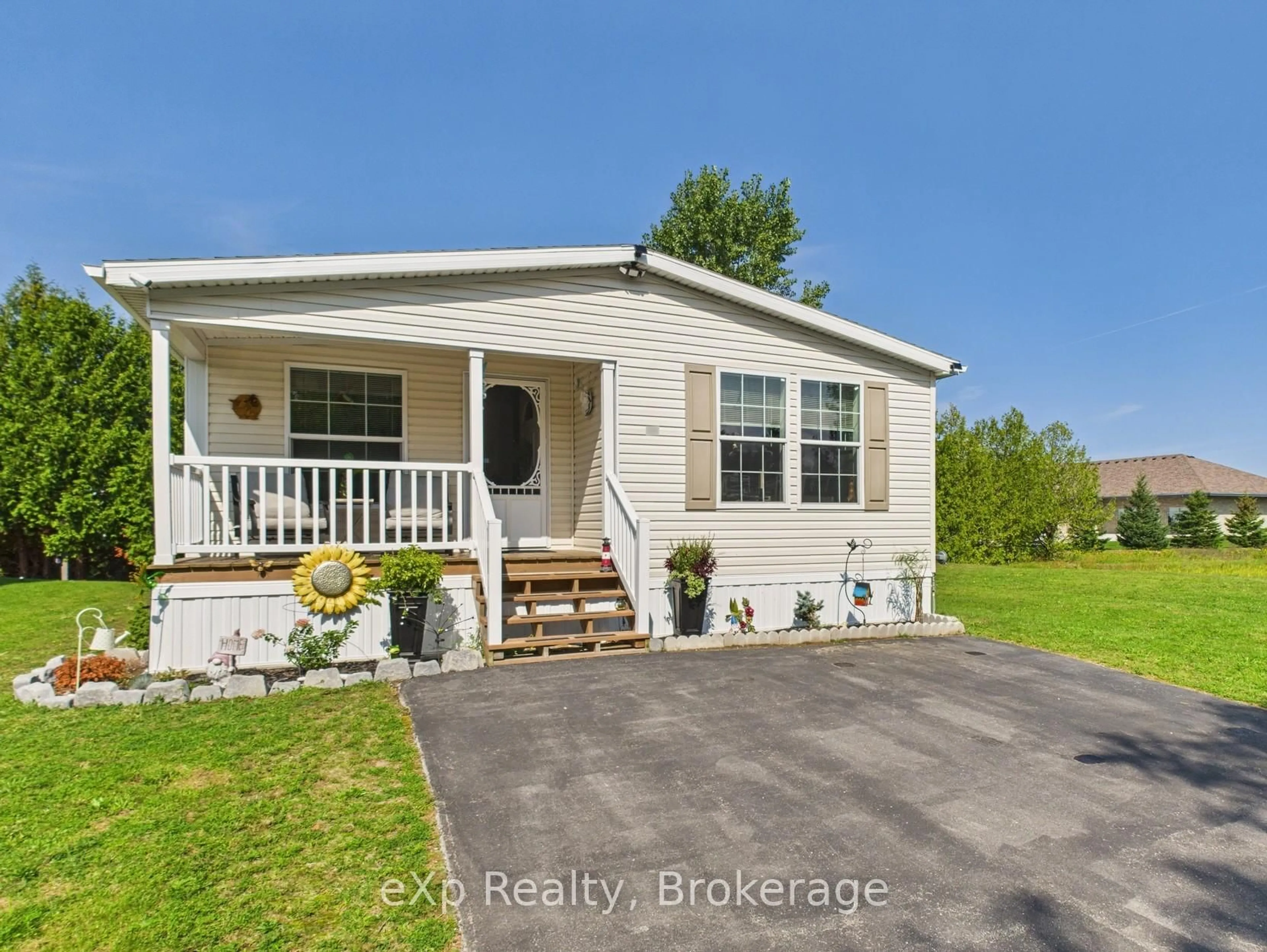 Home with vinyl exterior material, water/lake/river/ocean view for 332 Concession 6 #57, Saugeen Shores Ontario N0H 2C7