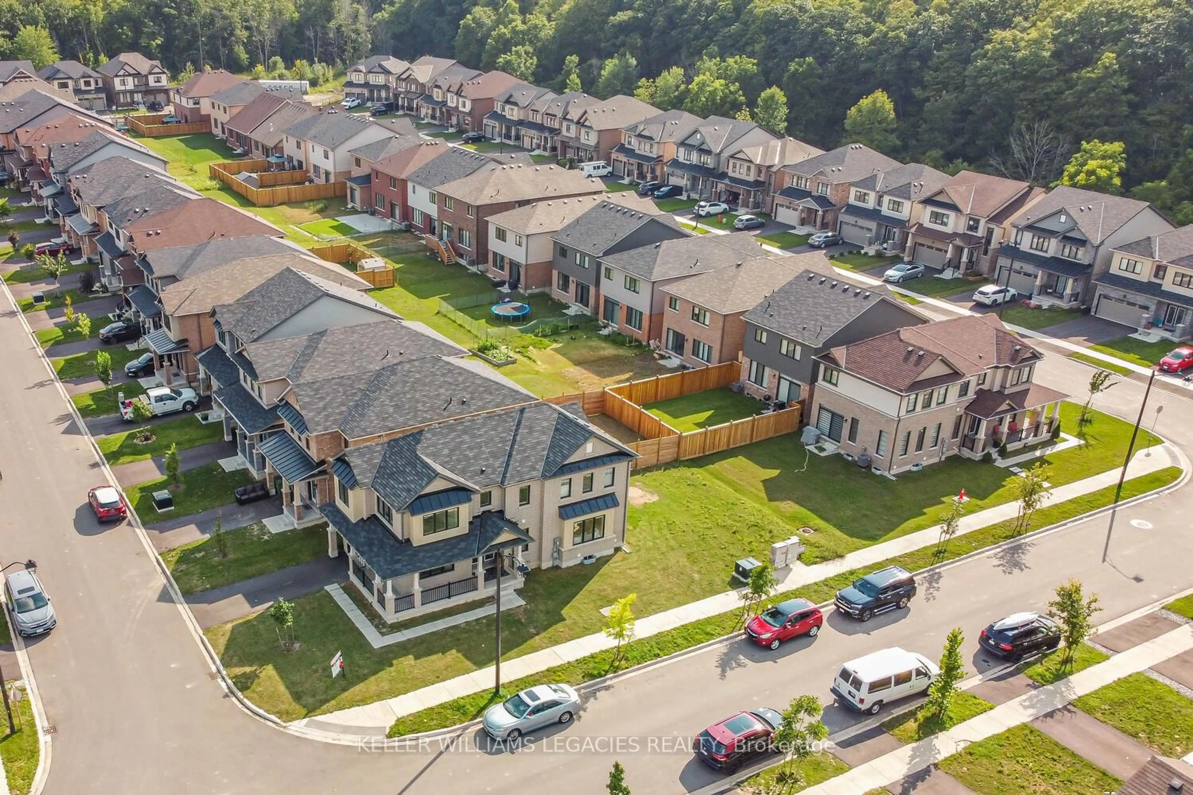 A pic from outside/outdoor area/front of a property/back of a property/a pic from drone, street for 4 July Ave, Hamilton Ontario L8K 5R9