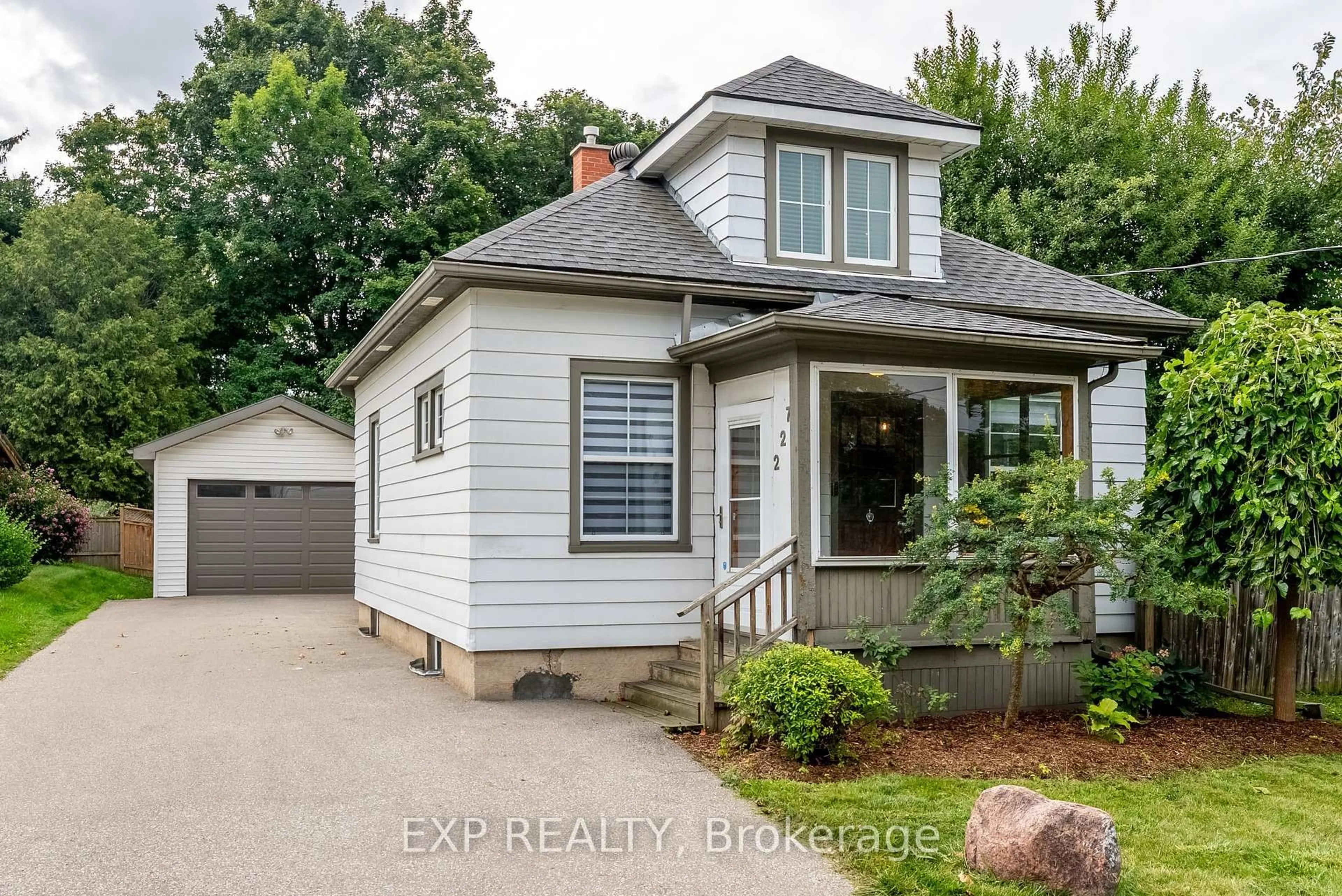 Home with vinyl exterior material, street for 227 Bridgeport Rd, Waterloo Ontario N2J 2K7