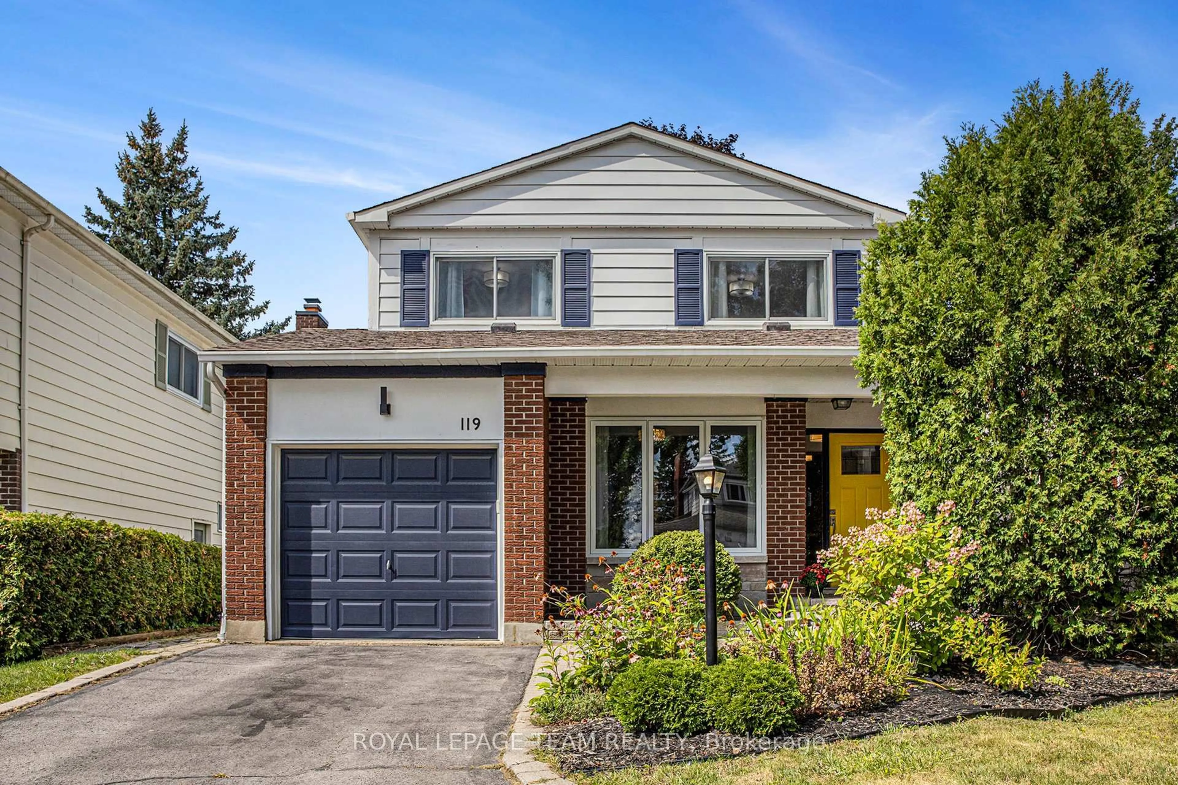 Home with brick exterior material, street for 119 Huntsman Cres, Ottawa Ontario K2M 1B9
