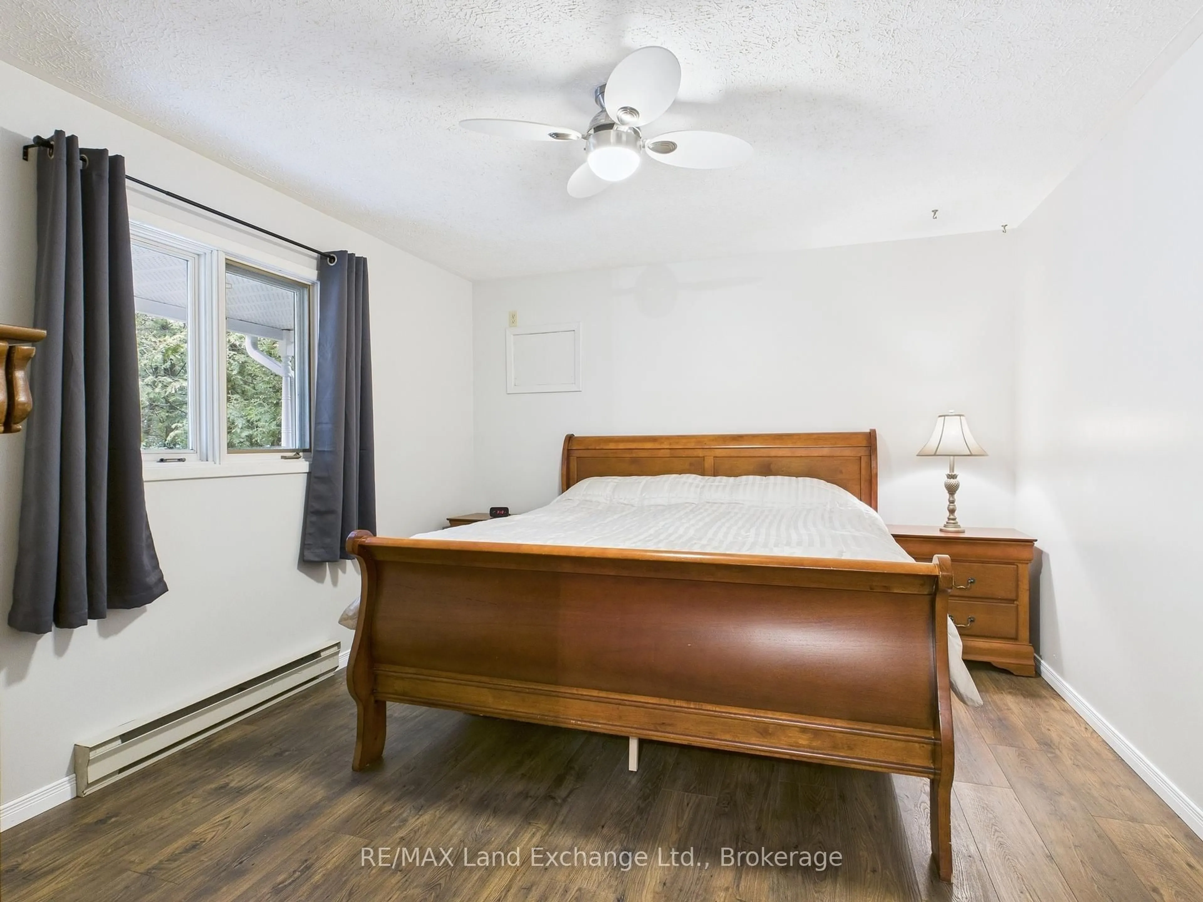 Bedroom with bed, unknown for 304 Maple St, Huron-Kinloss Ontario N2Z 2X3