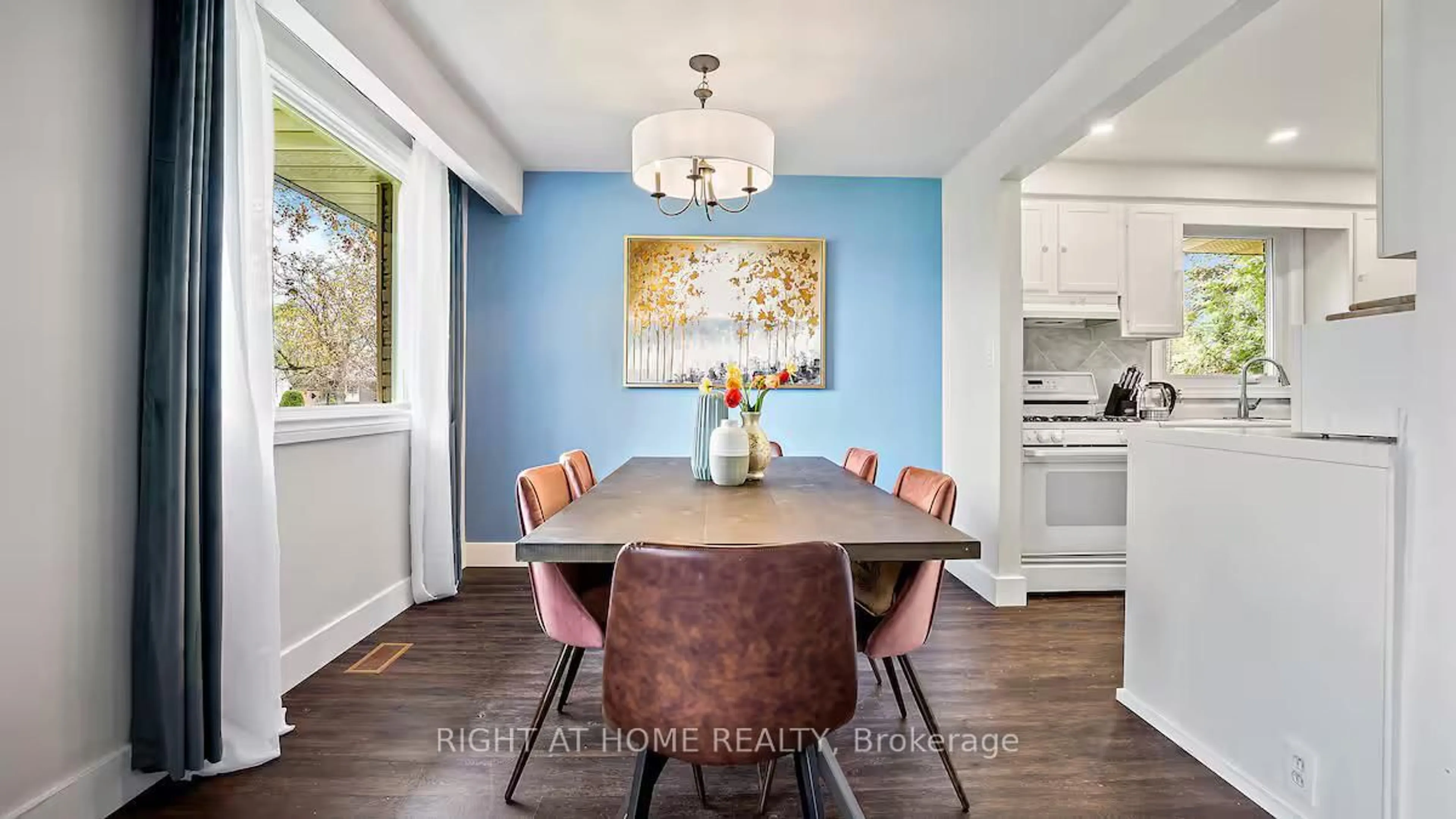 Dining room, unknown for 3 Governor Simcoe Dr, St. Catharines Ontario L2N 3J1